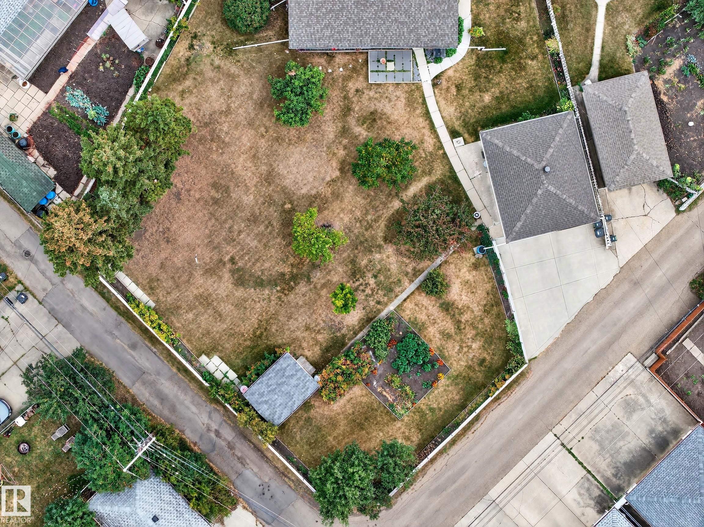 10527 133 Avenue, Edmonton, MLS® # E4460089