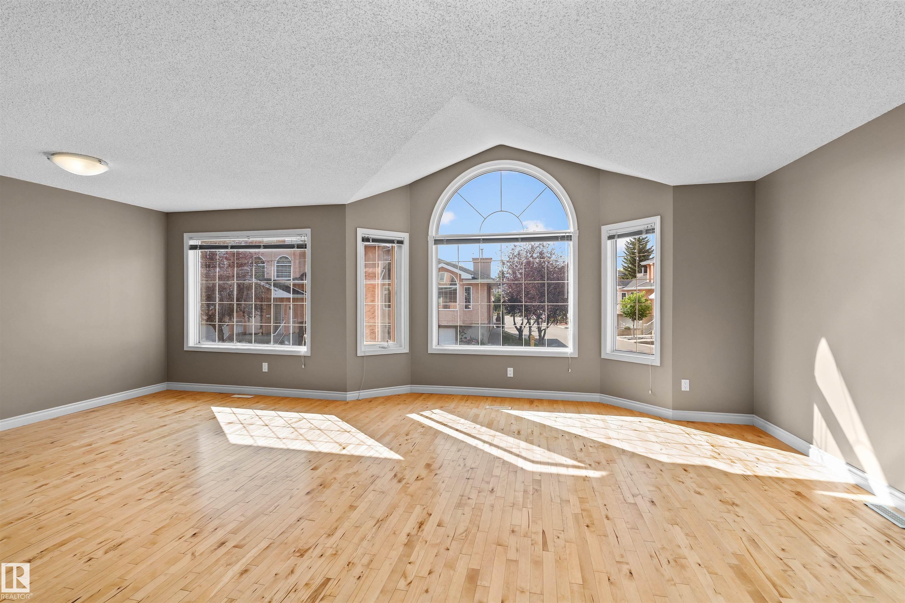 101 11115 9 Avenue, Edmonton, MLS® # E4460214