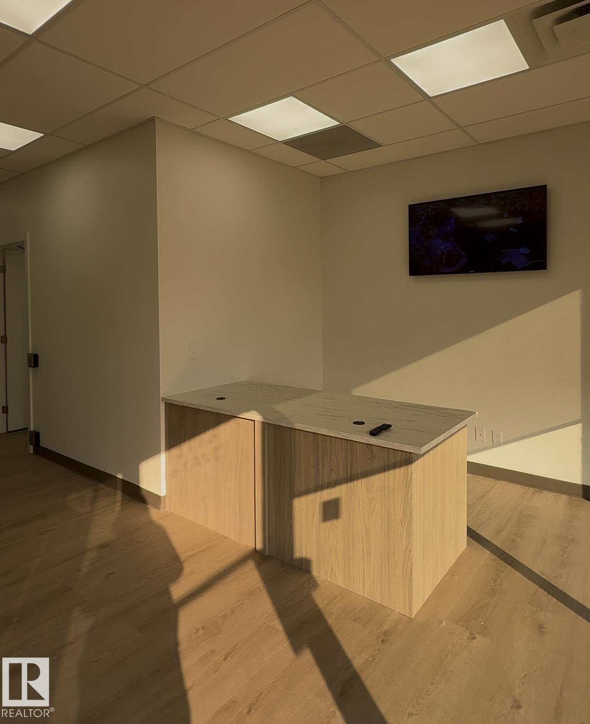  Commercial Property for Lease, MLS® # E4460596