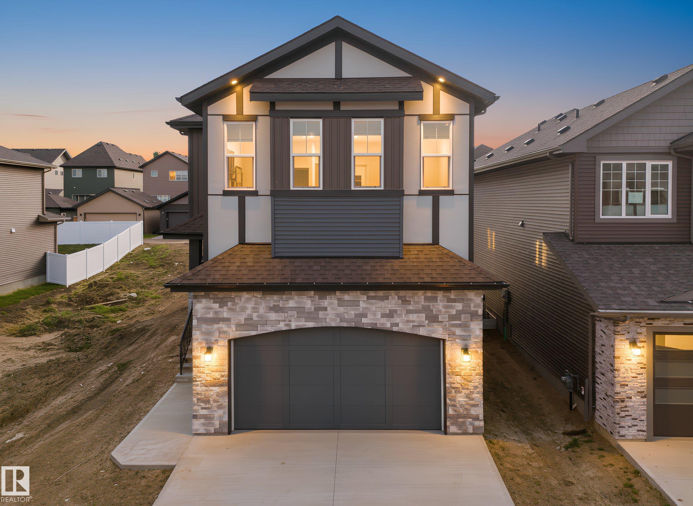 1113 Gyrfalcon Crescent, Edmonton, MLS® # E4460960