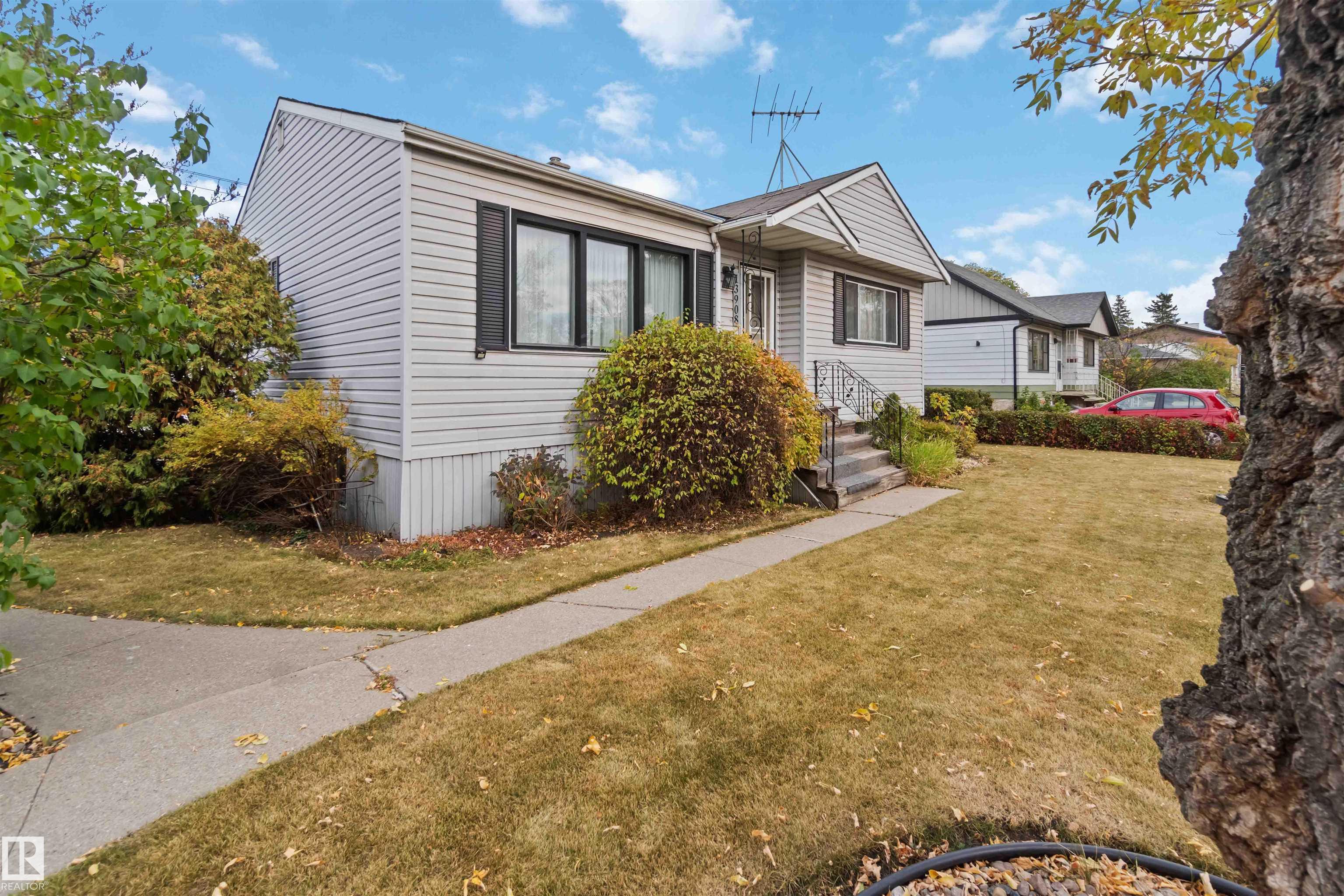 13908 115 Avenue, Edmonton, MLS® # E4461346