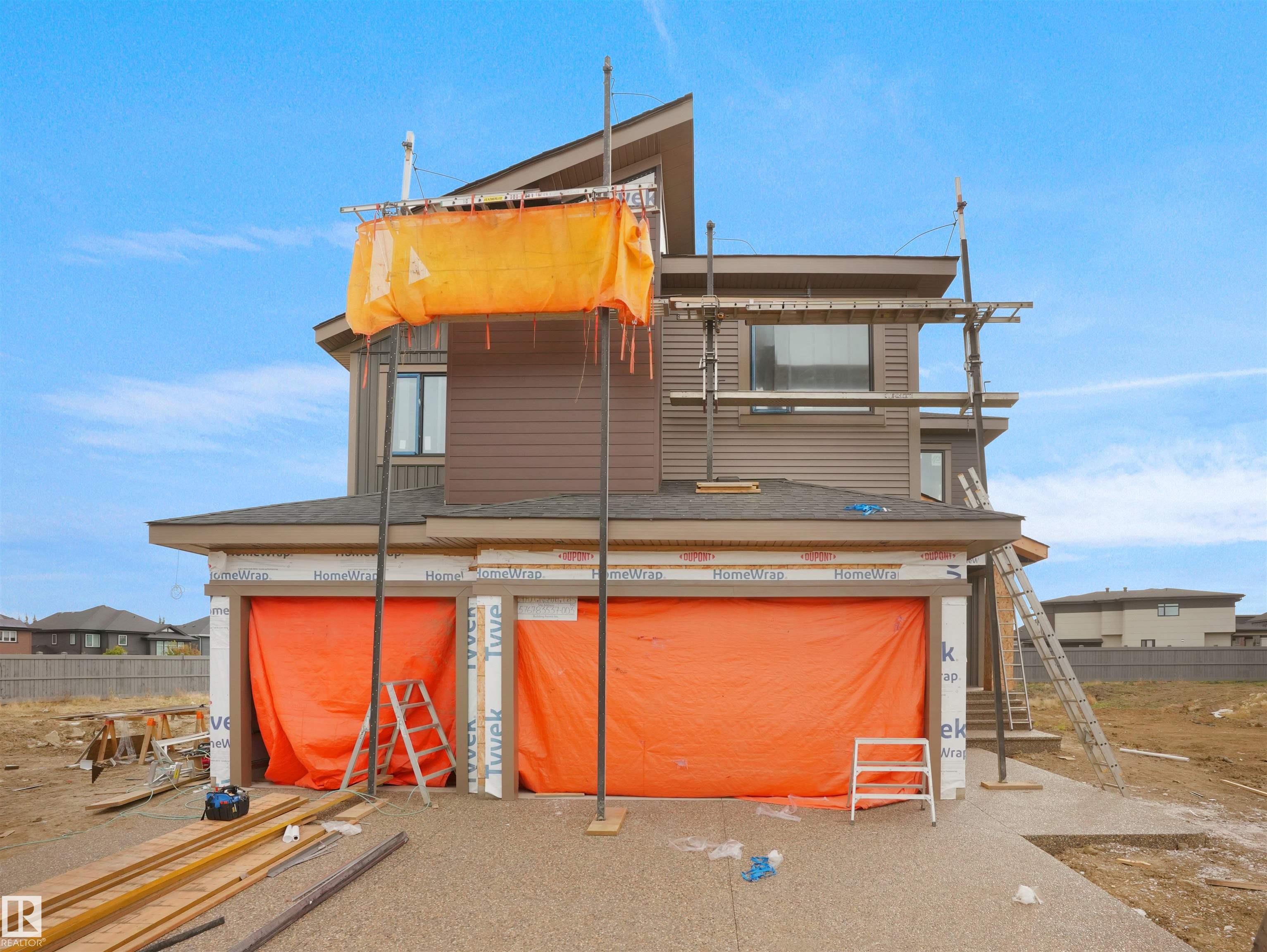 3970 Ginsburg Crescent, Edmonton, MLS® # E4461428