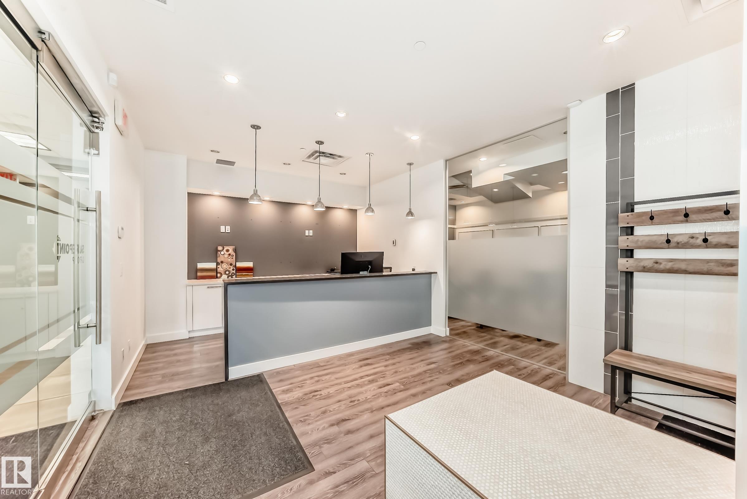  Commercial Property for Sale, MLS® # E4463401