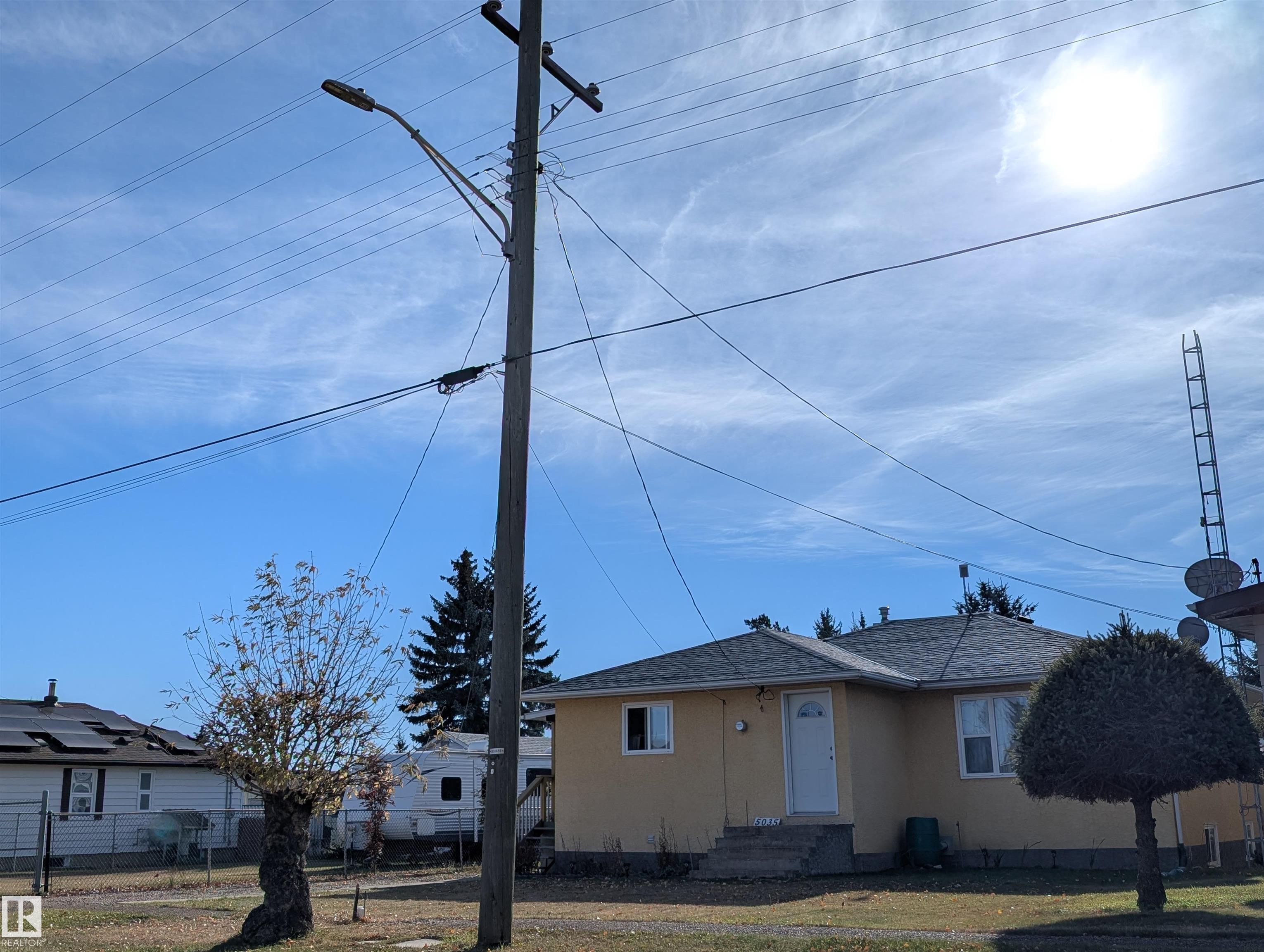 5035 49 Avenue Nw, Vilna, MLS® # E4463448