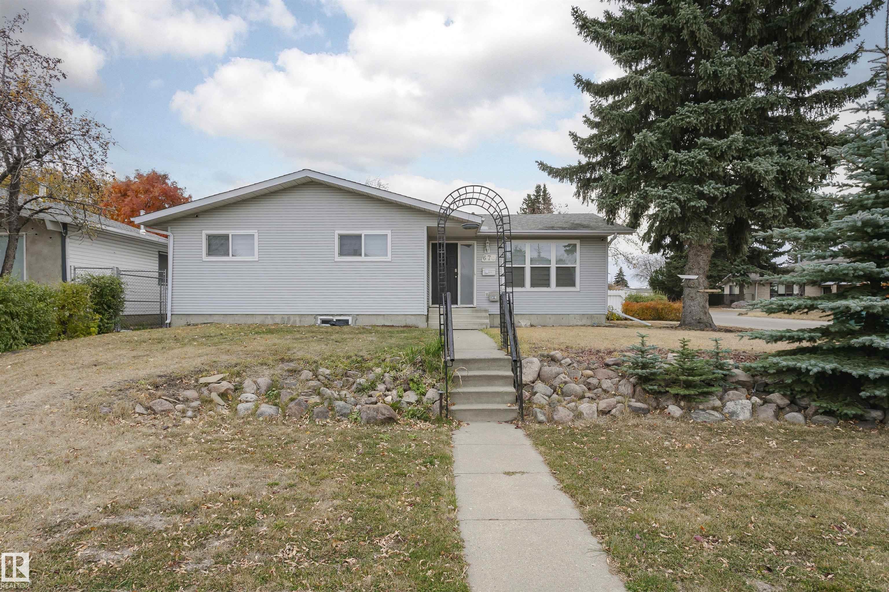 670 Lee Ridge Road, Edmonton, MLS® # E4463517