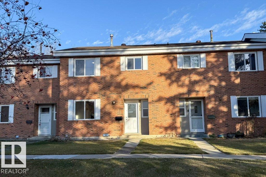 68 Great Oaks, Sherwood Park, MLS® # E4465430