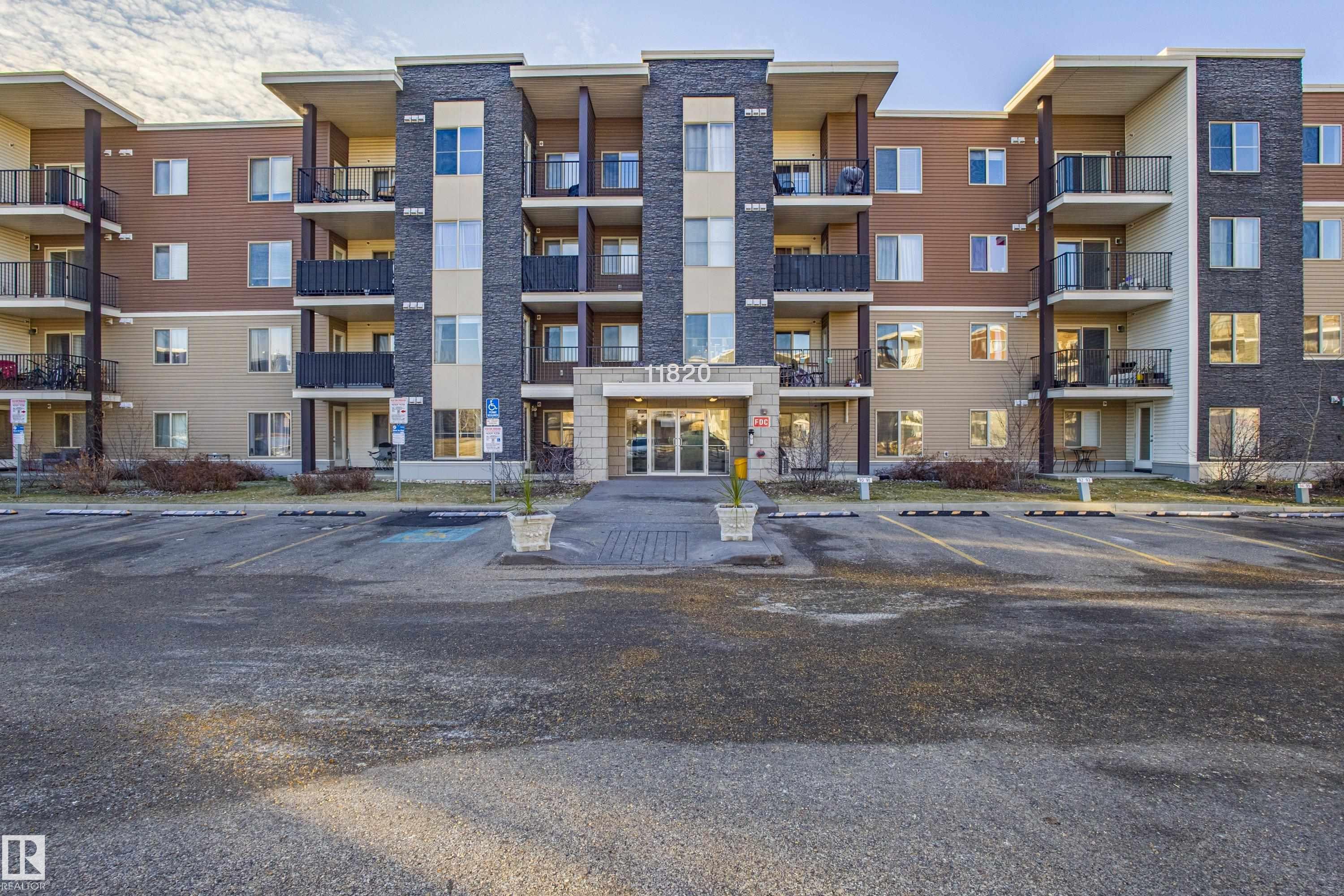 Real Estate Listing MLS E4466821