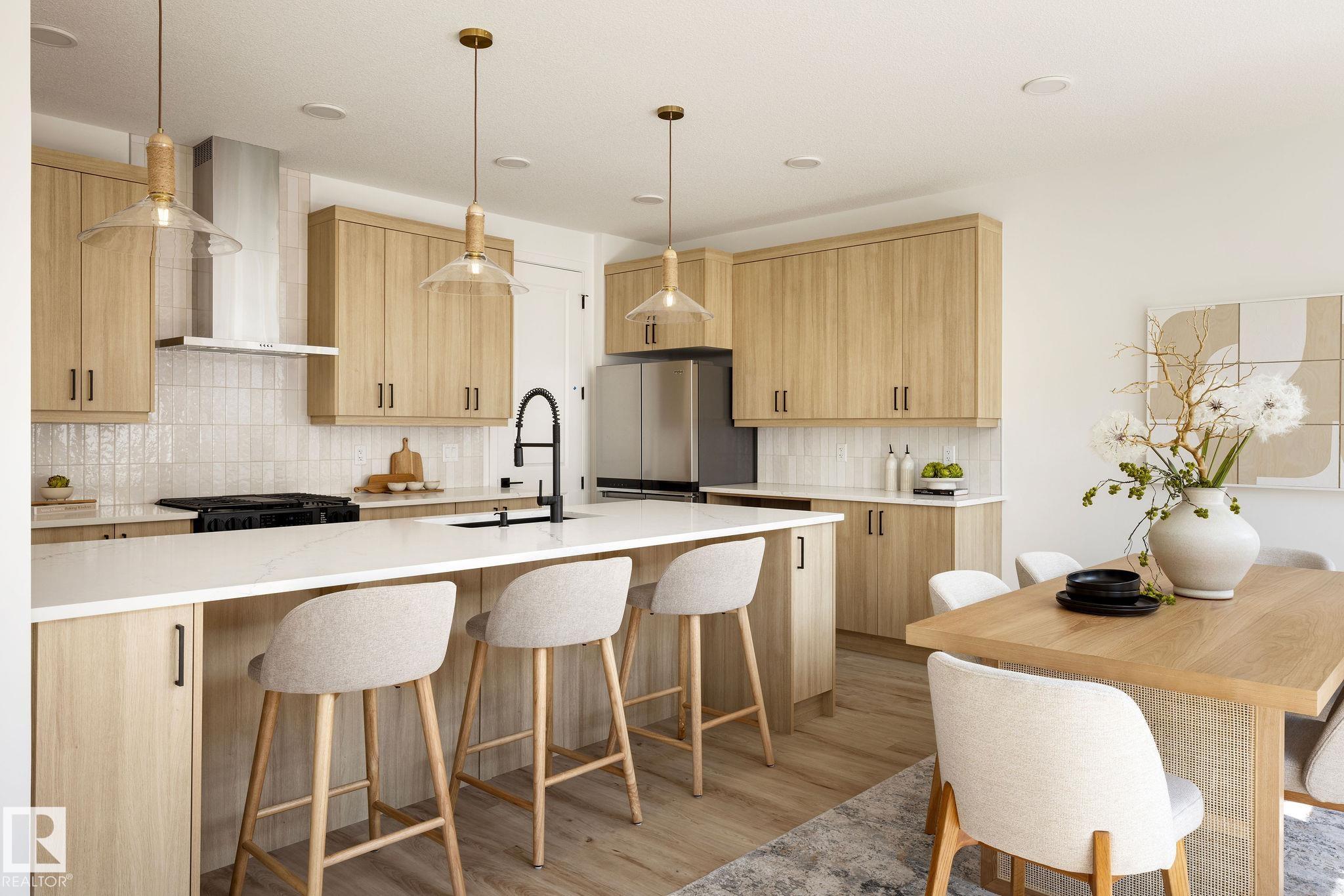 Real Estate Listing MLS E4467018