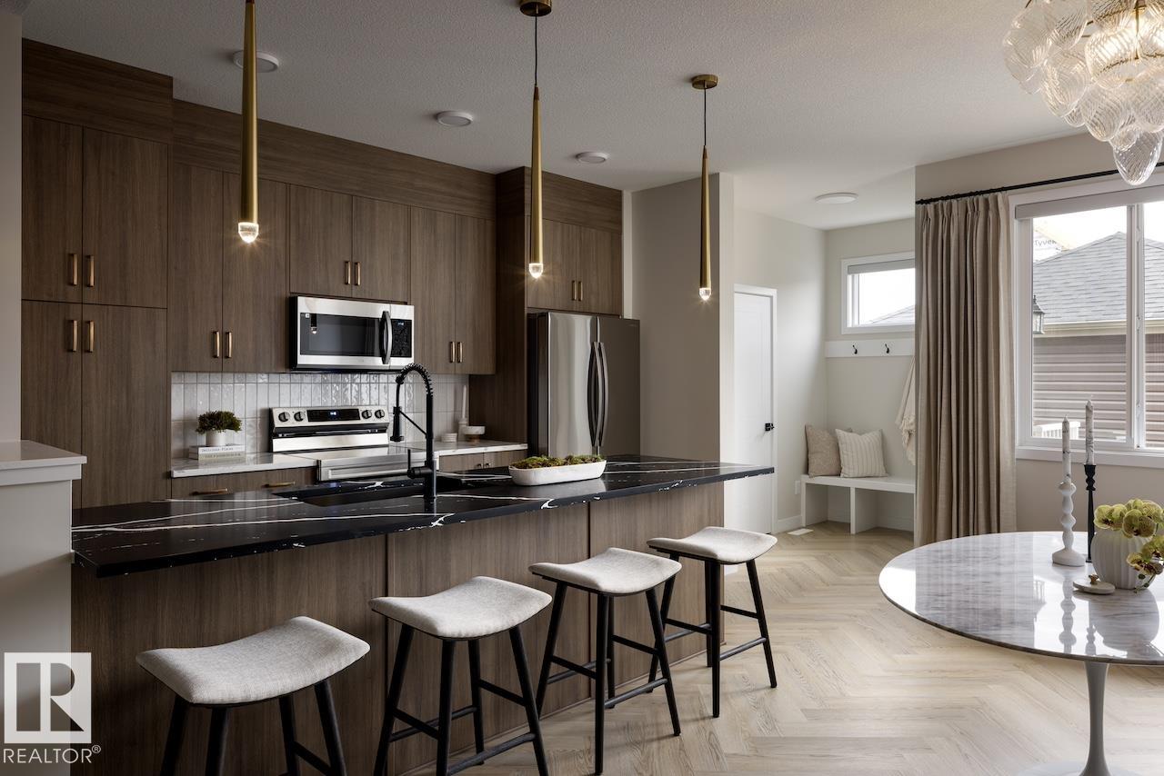 Real Estate Listing MLS E4467150