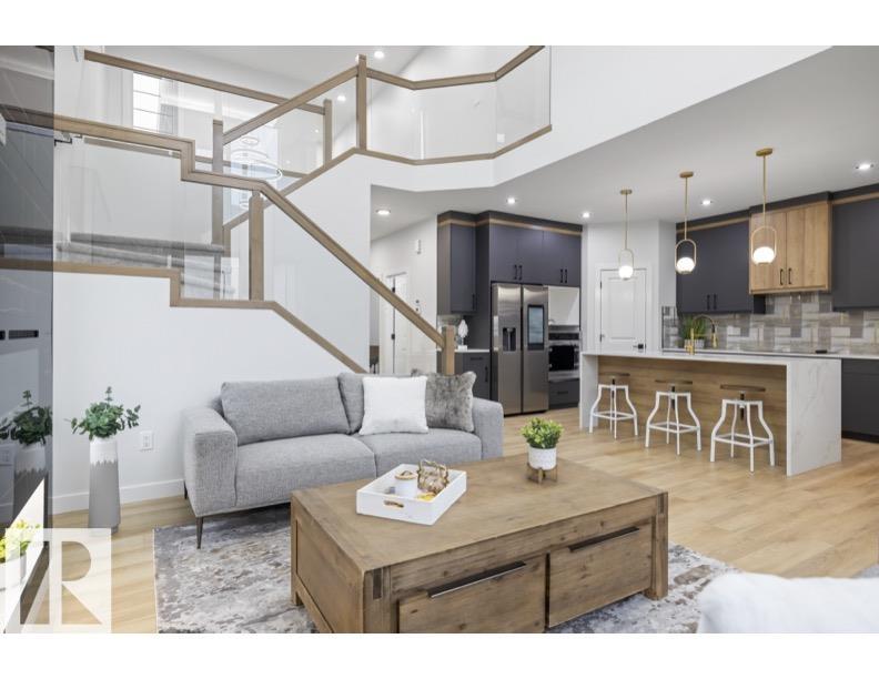 Real Estate Listing MLS E4467232