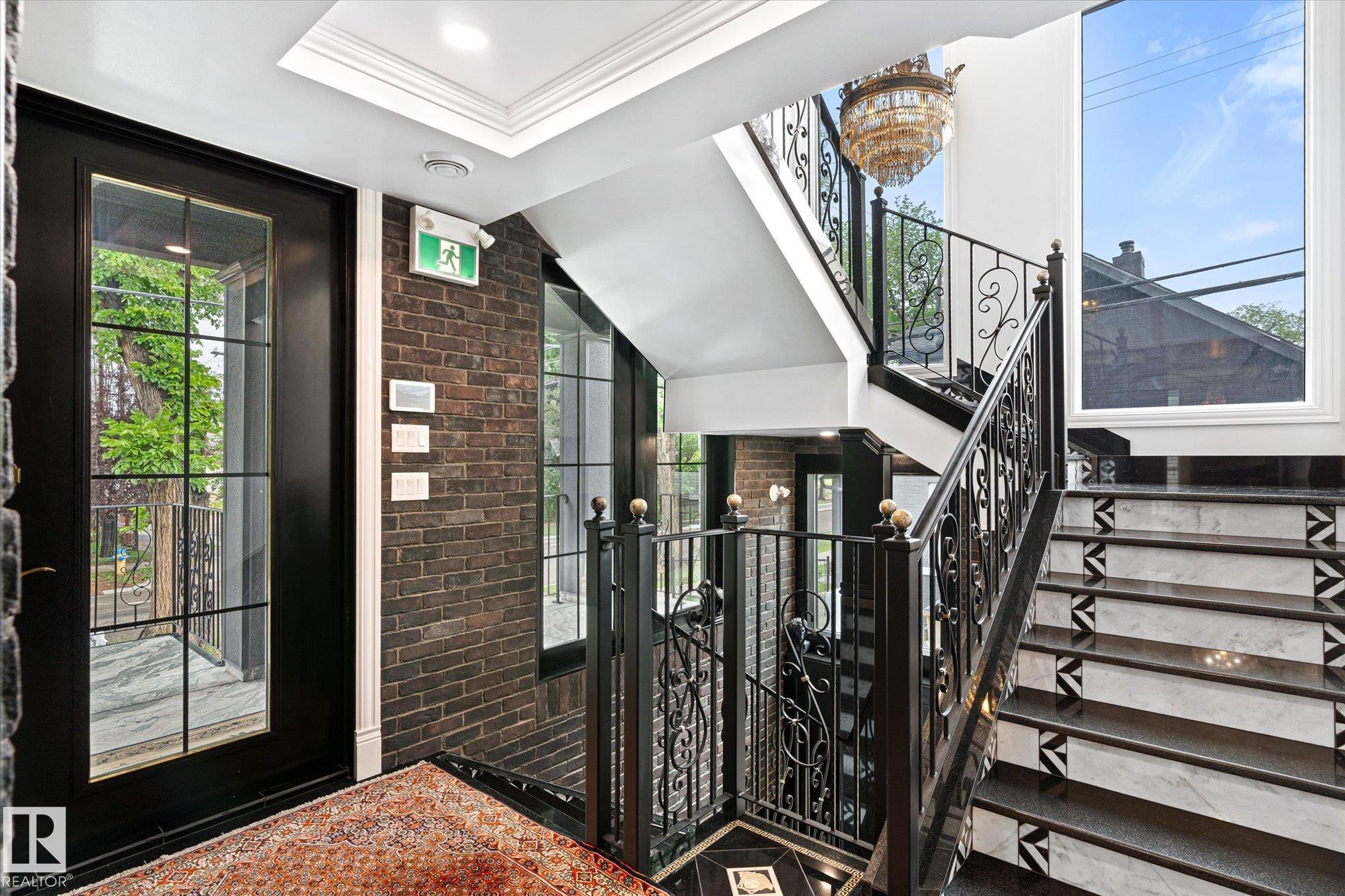 11833 102 Avenue, Edmonton, MLS® # E4467302