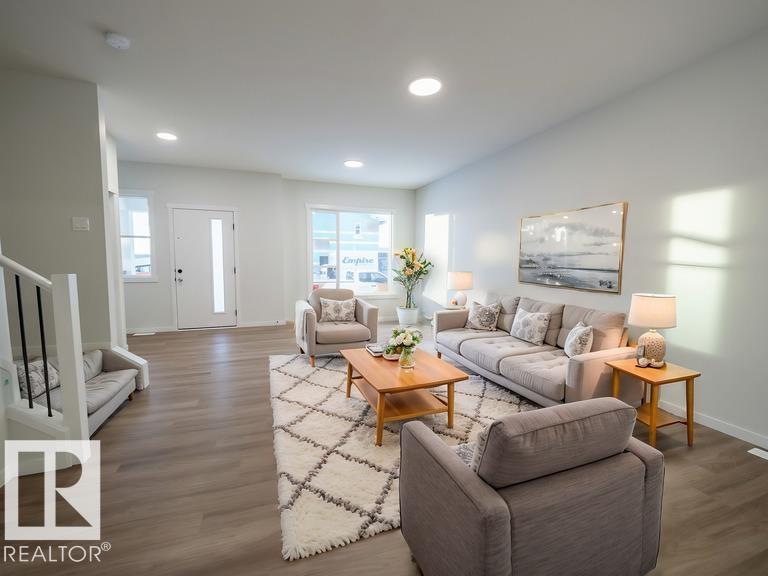 3222 Dallas Schmidt Drive, Edmonton, MLS® # E4467550