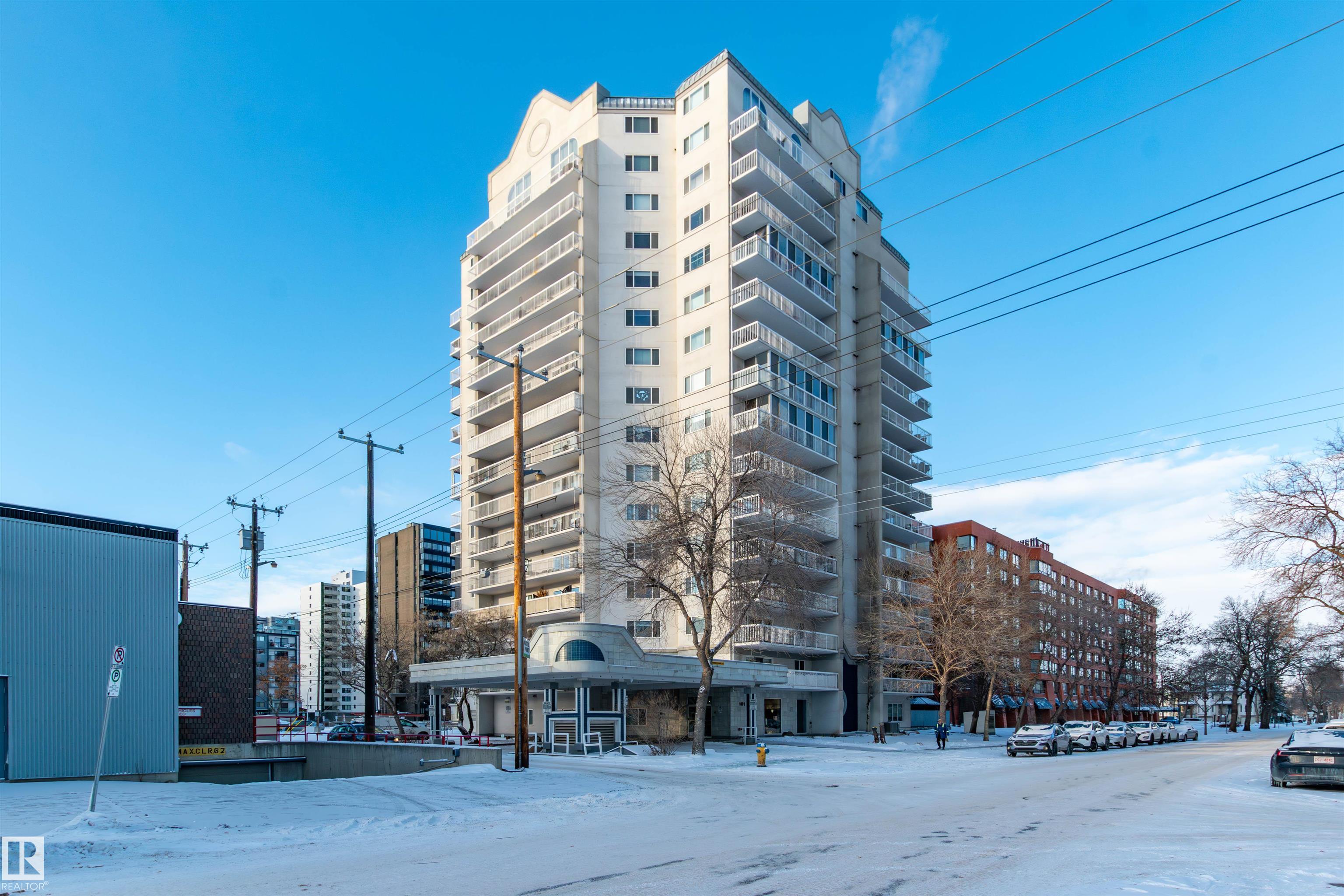 Real Estate Listing MLS E4468057