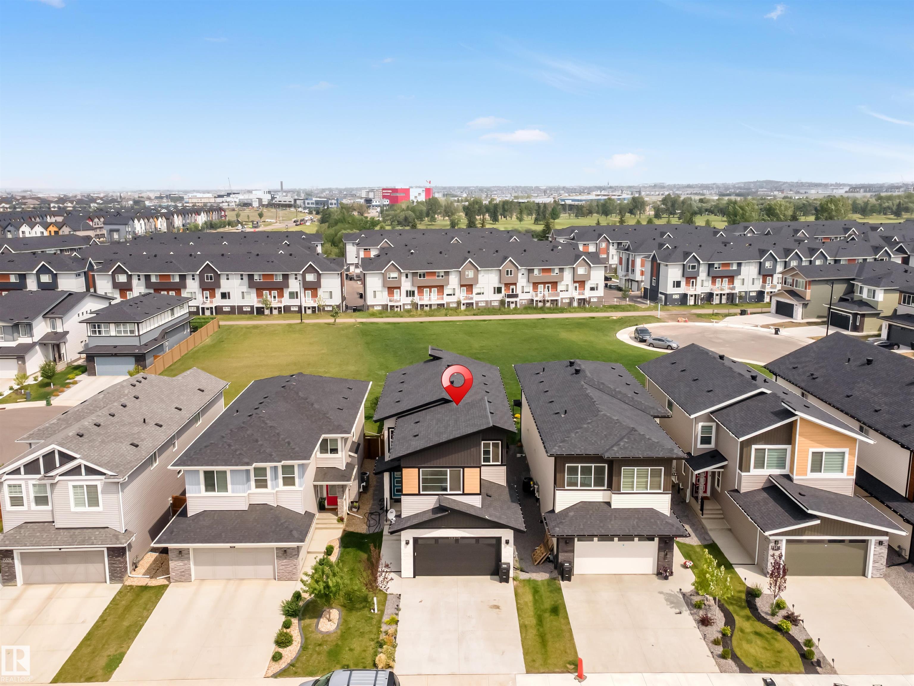 Real Estate Listing MLS E4469066