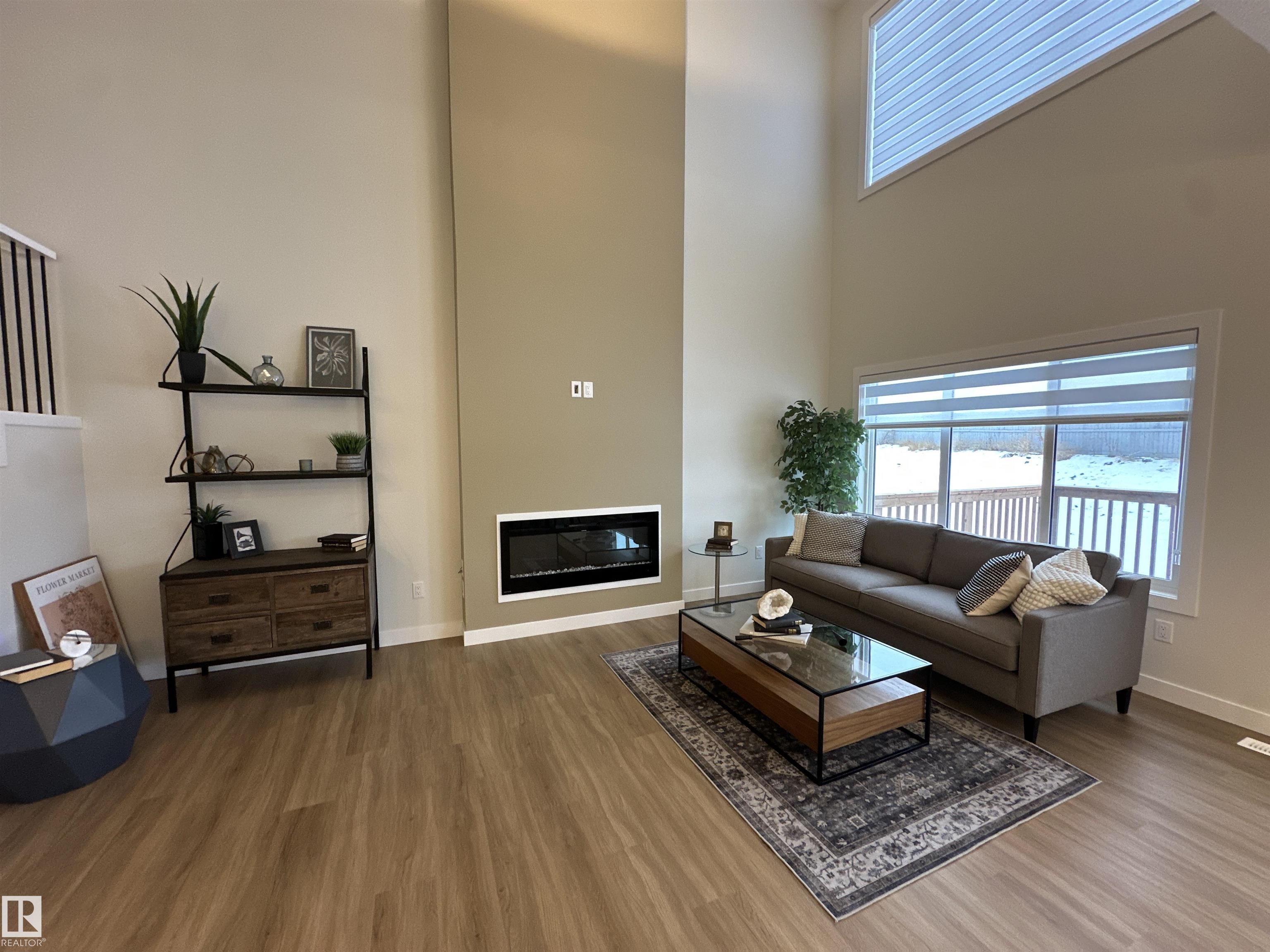 Real Estate Listing MLS E4469078