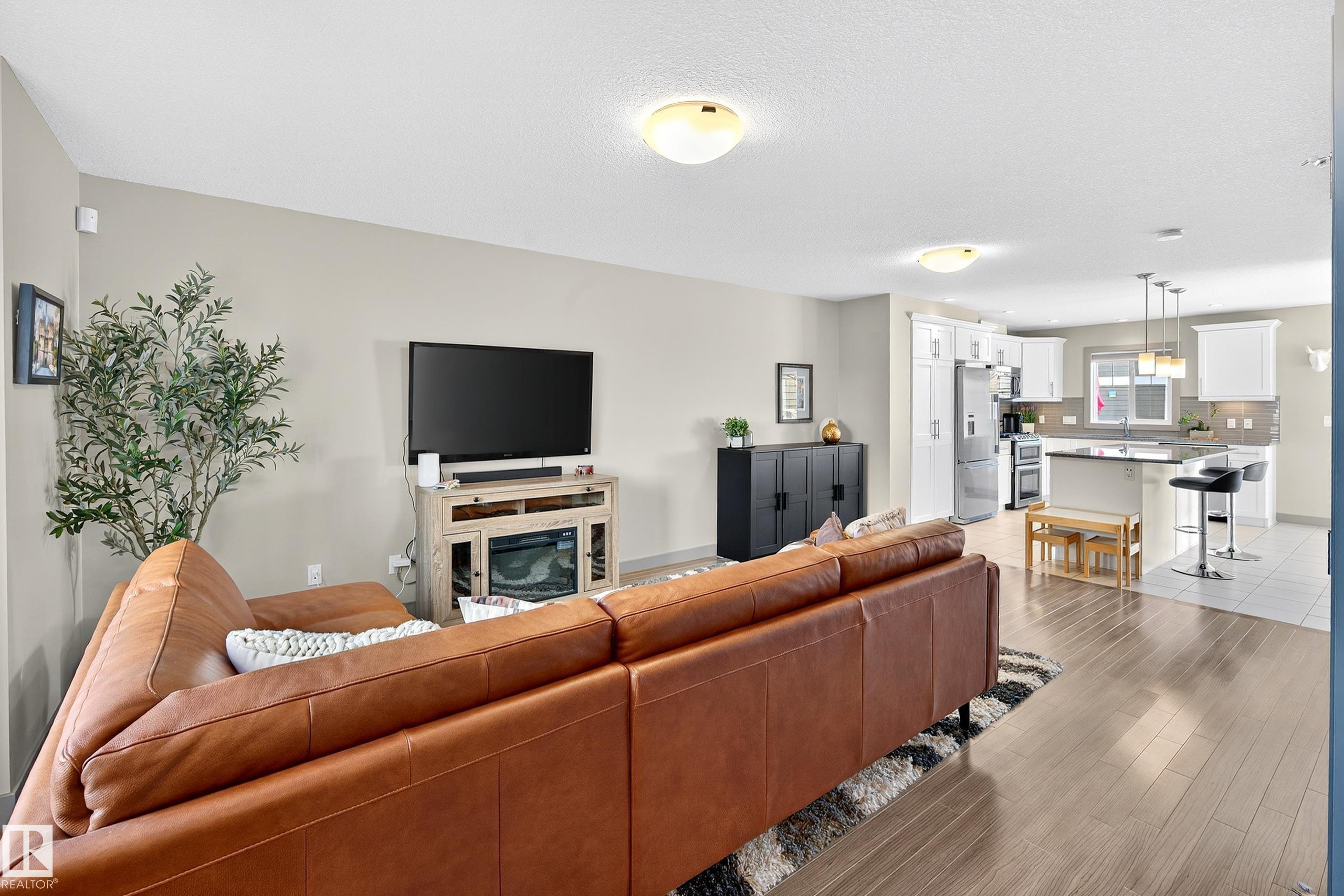 6 1150 Winderemere Way, Edmonton, MLS® # E4469252