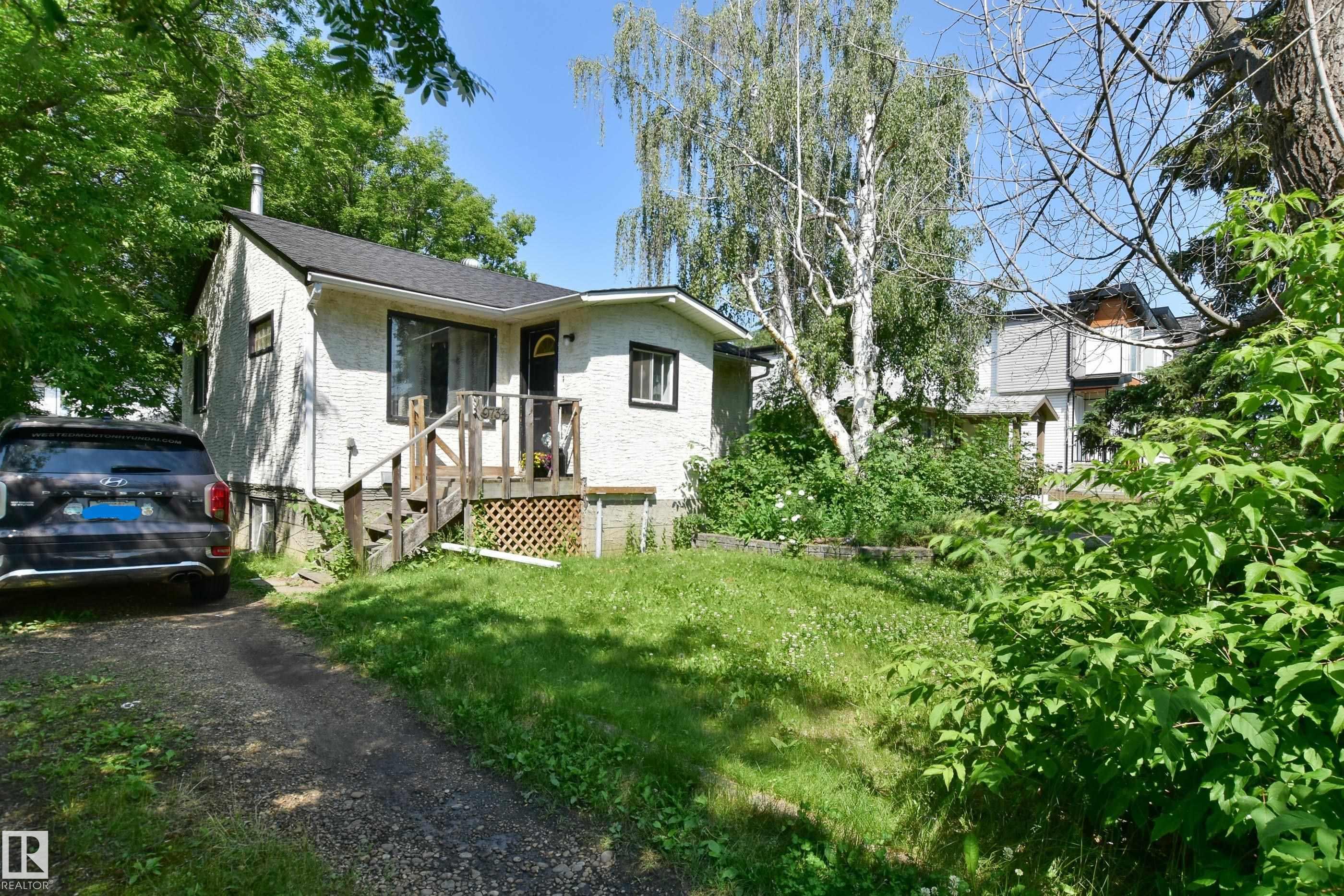 Real Estate Listing MLS E4471542