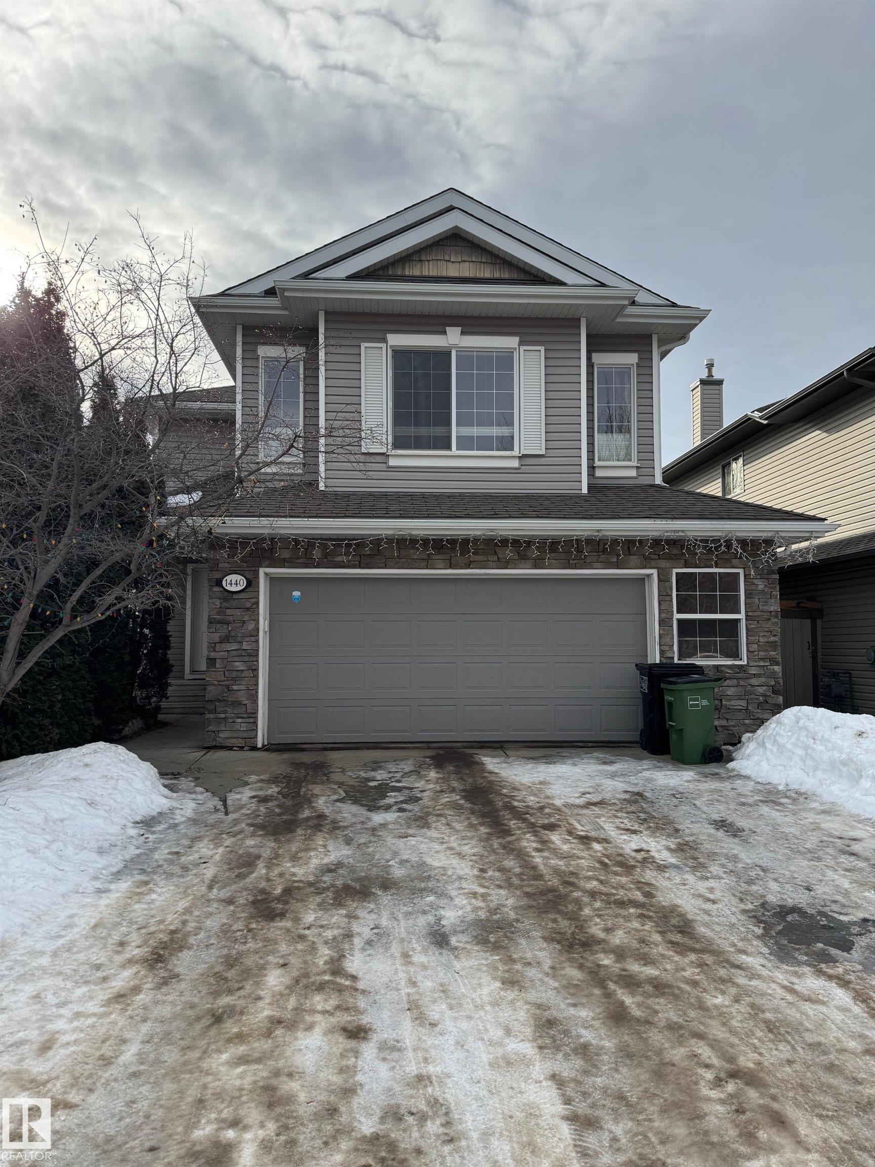 Real Estate Listing MLS E4472707