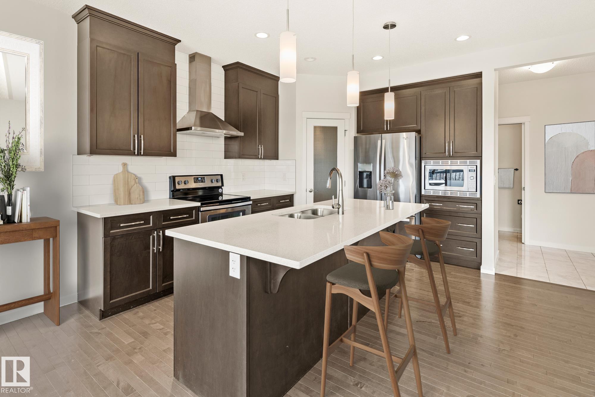 Real Estate Listing MLS E4473151