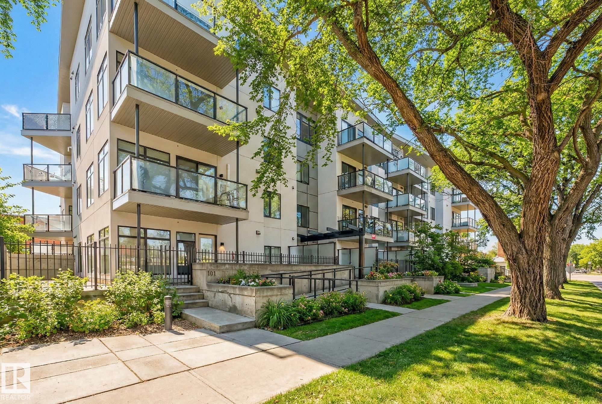 Real Estate Listing MLS E4473748