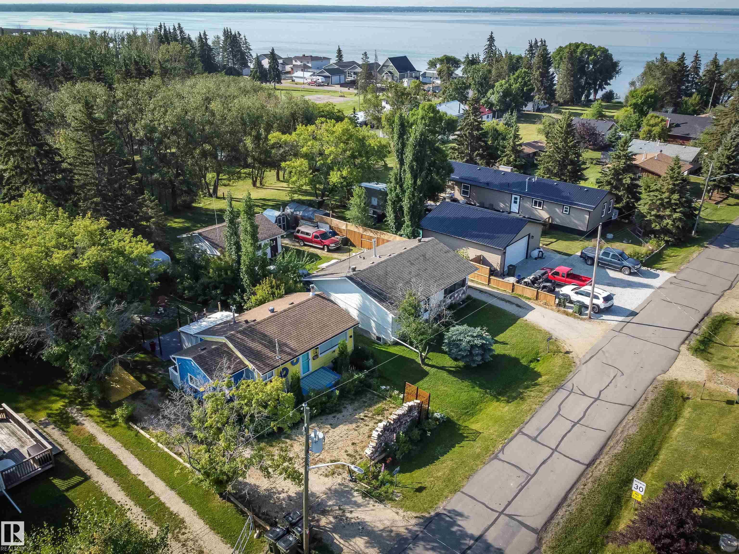 303 3 Street, Rural Lac Ste. Anne County, MLS® # E4475469