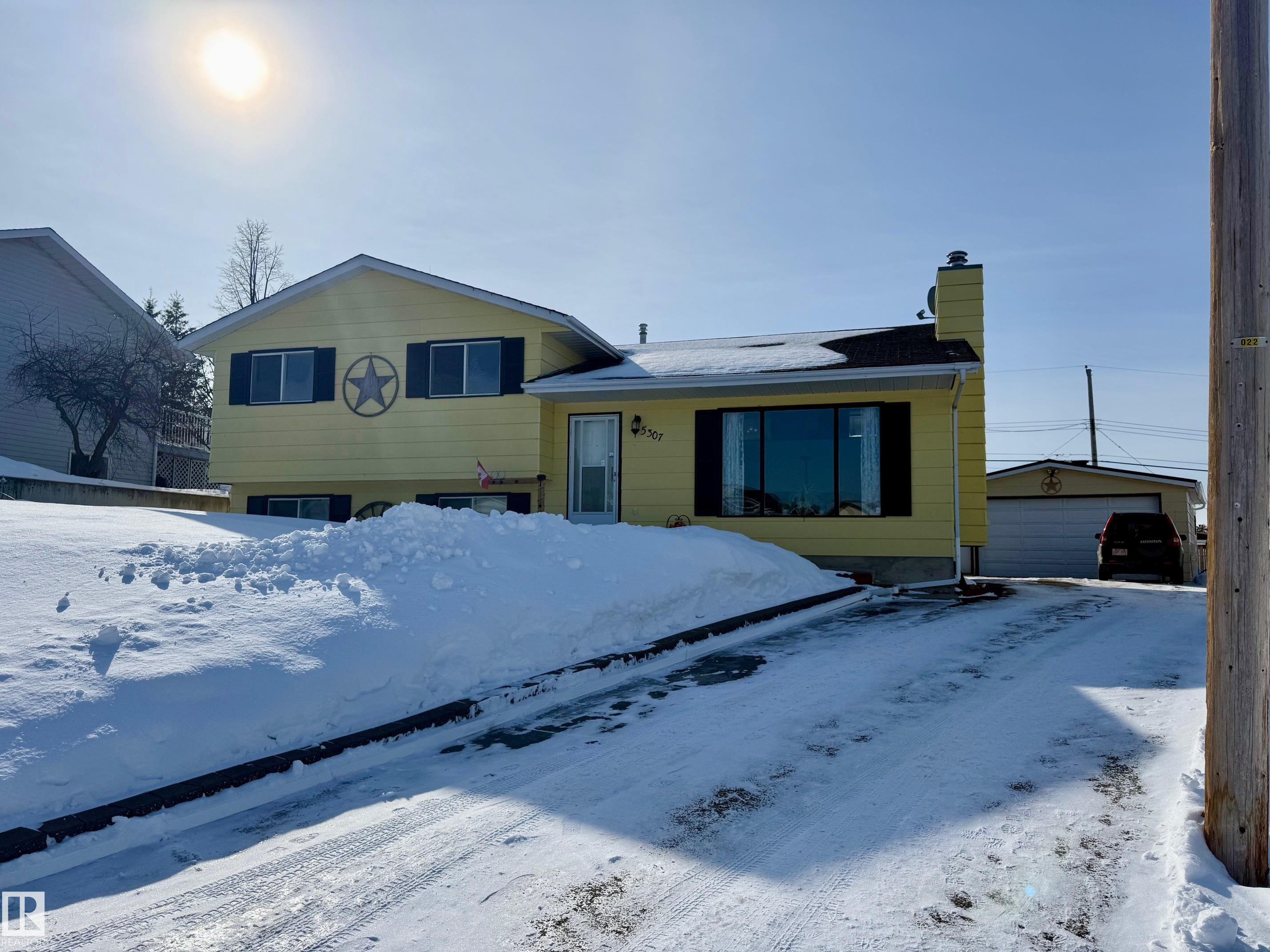 5307 Willow Drive, Boyle, MLS® # E4476282