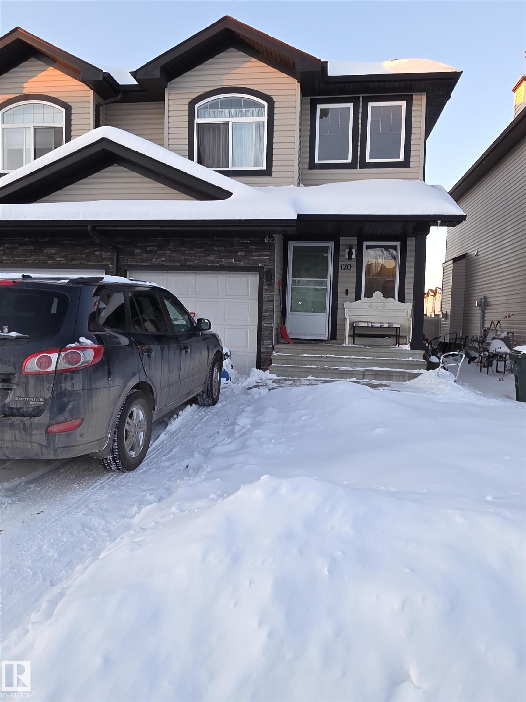 Real Estate Listing MLS E4476400