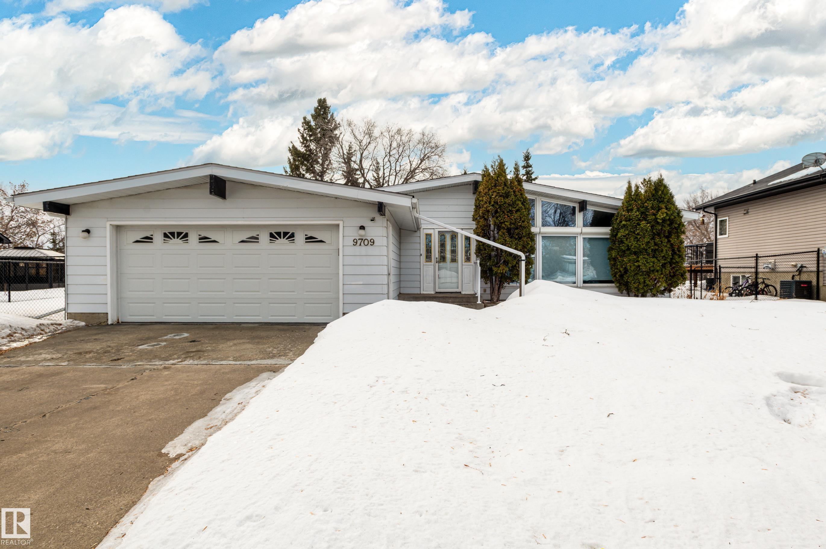 9709 90 Avenue, Fort Saskatchewan, MLS® # E4476860