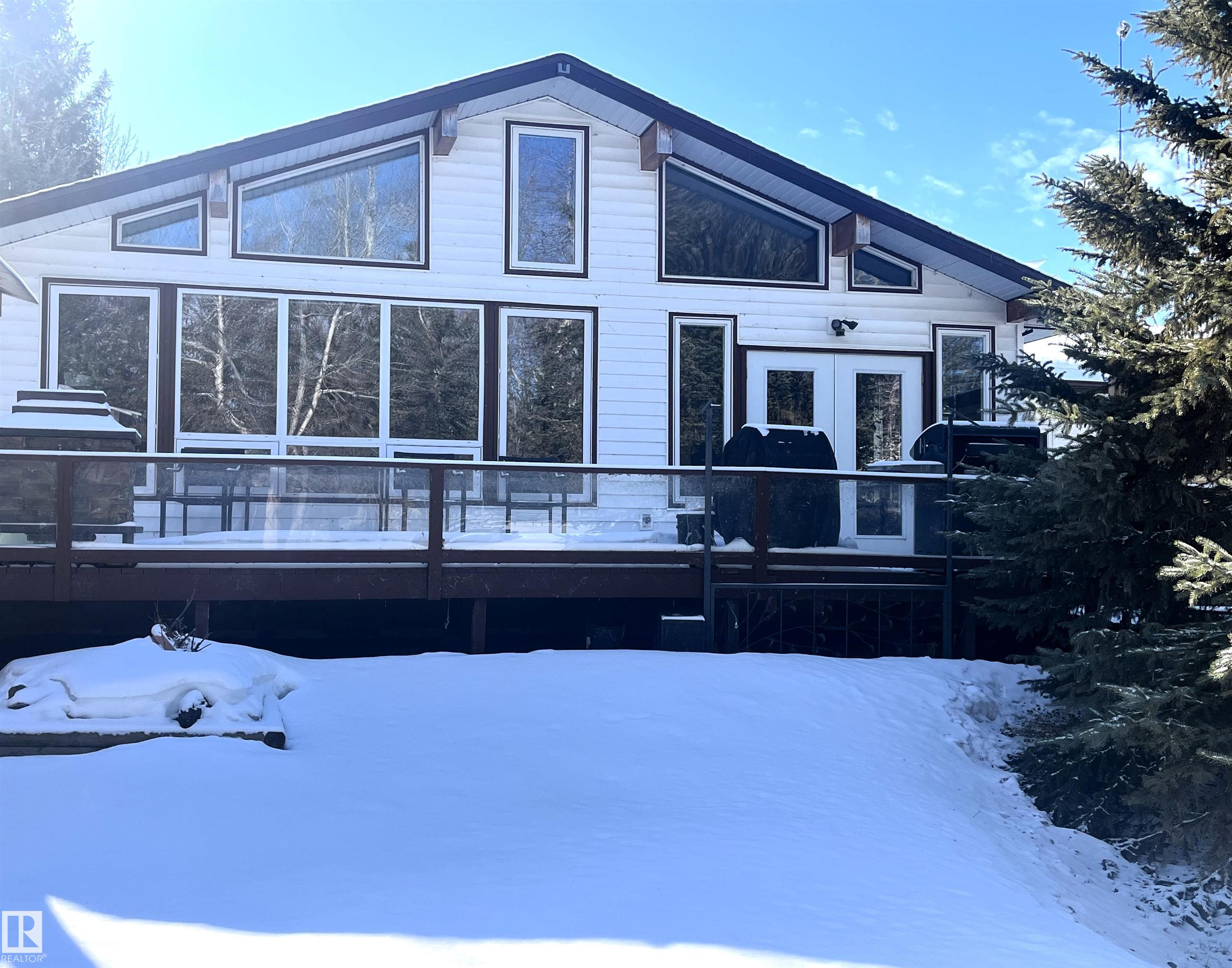 2 Bay Drive, Rural Lac Ste. Anne County, MLS® # E4477520