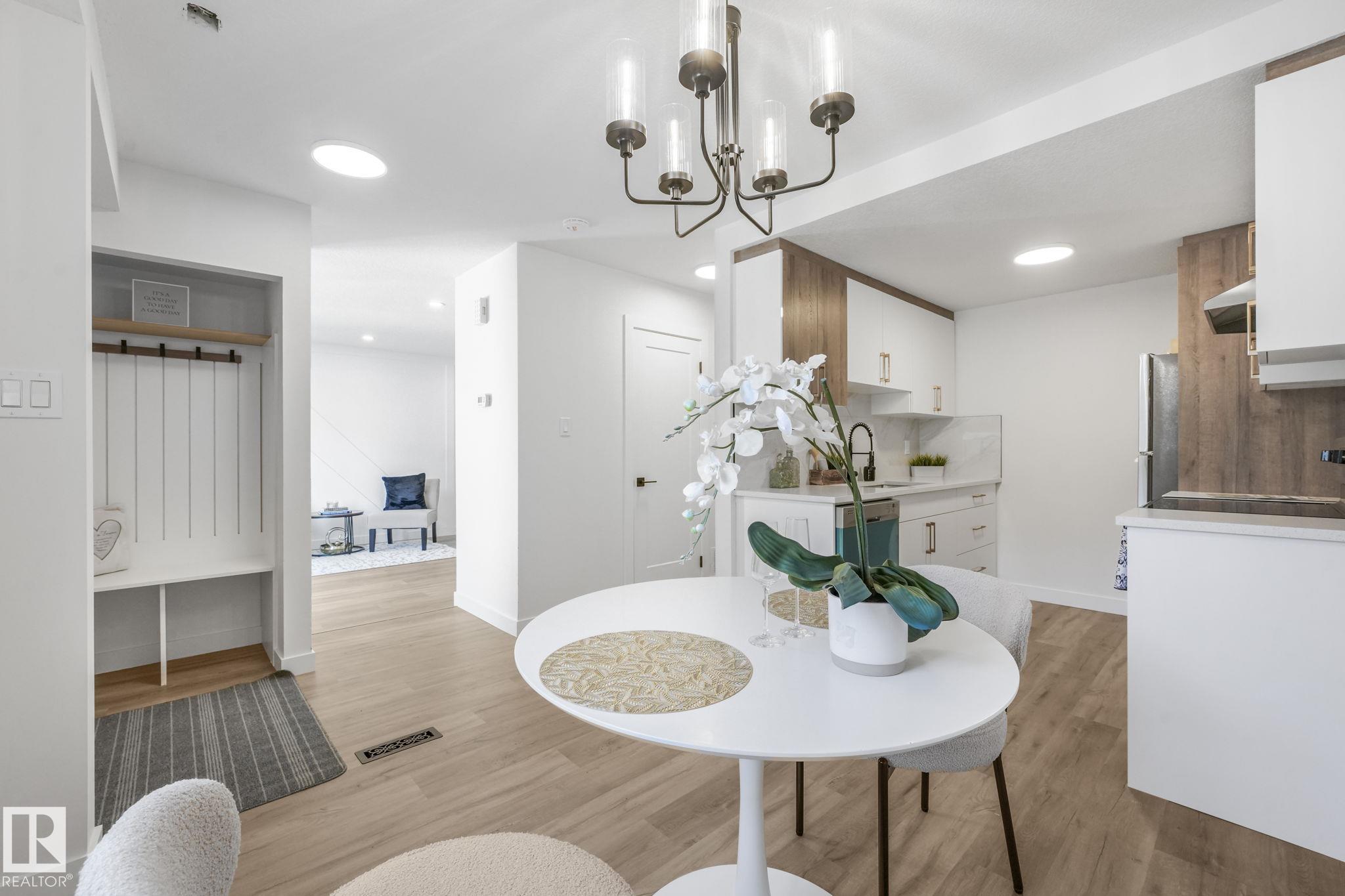 Real Estate Listing MLS E4478288