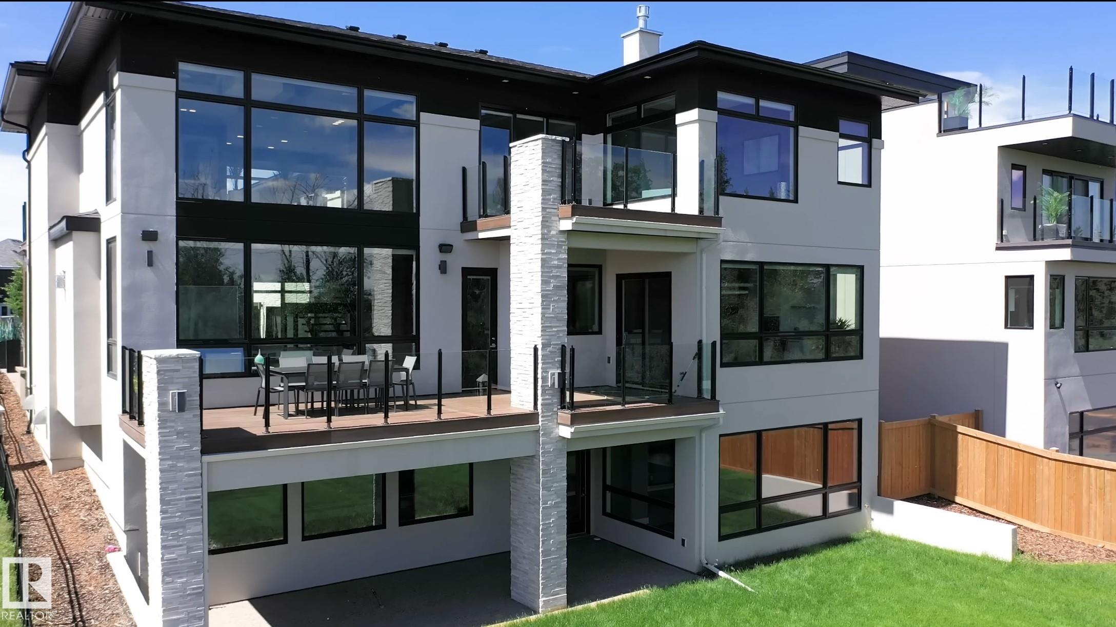 Real Estate Listing MLS E4478979