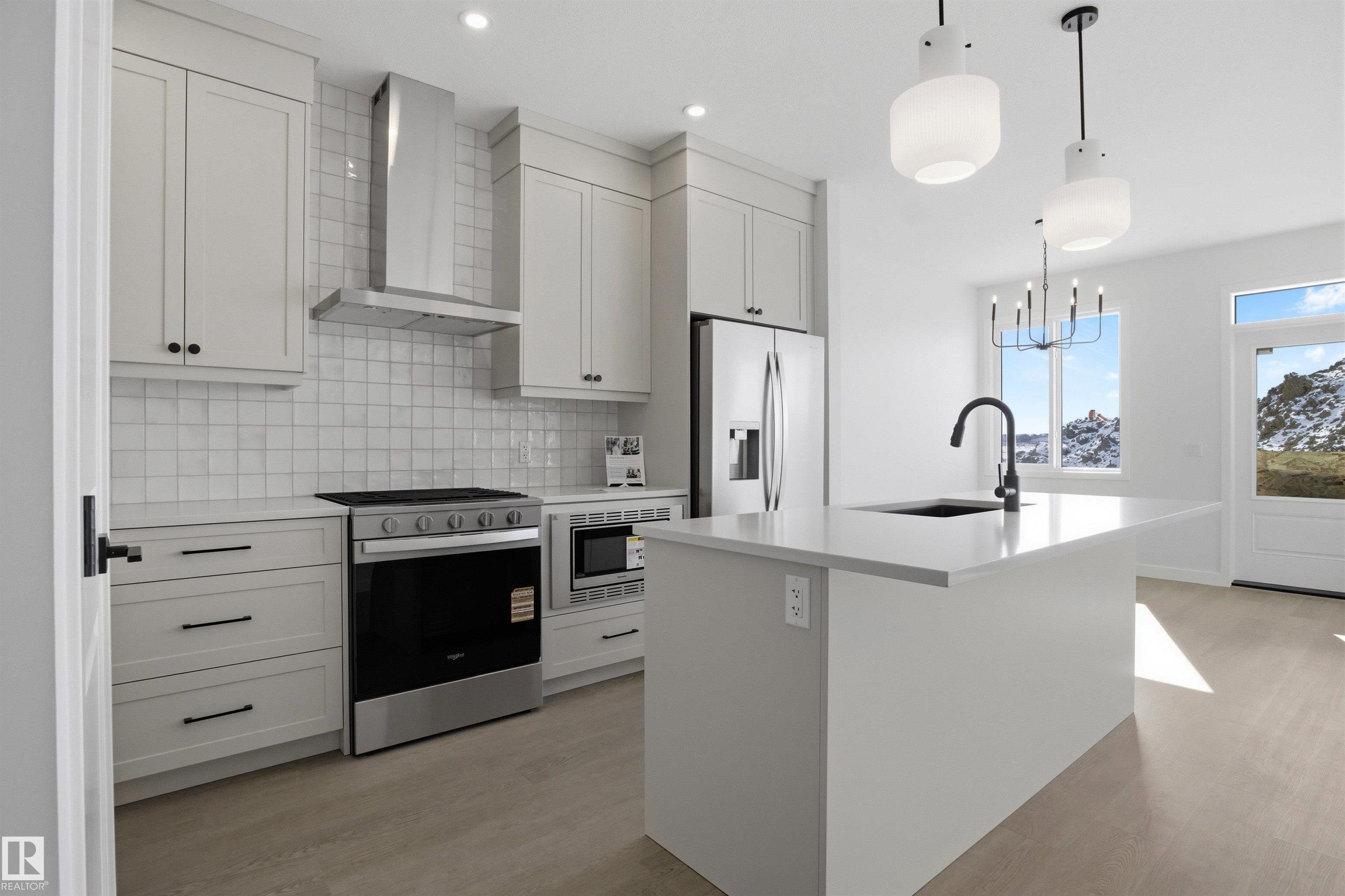 1126 Cristall Crescent, Edmonton, MLS® # E4479313