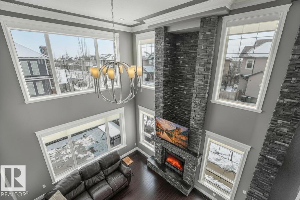 1360 Cunningham Drive, Edmonton, MLS® # E4480070