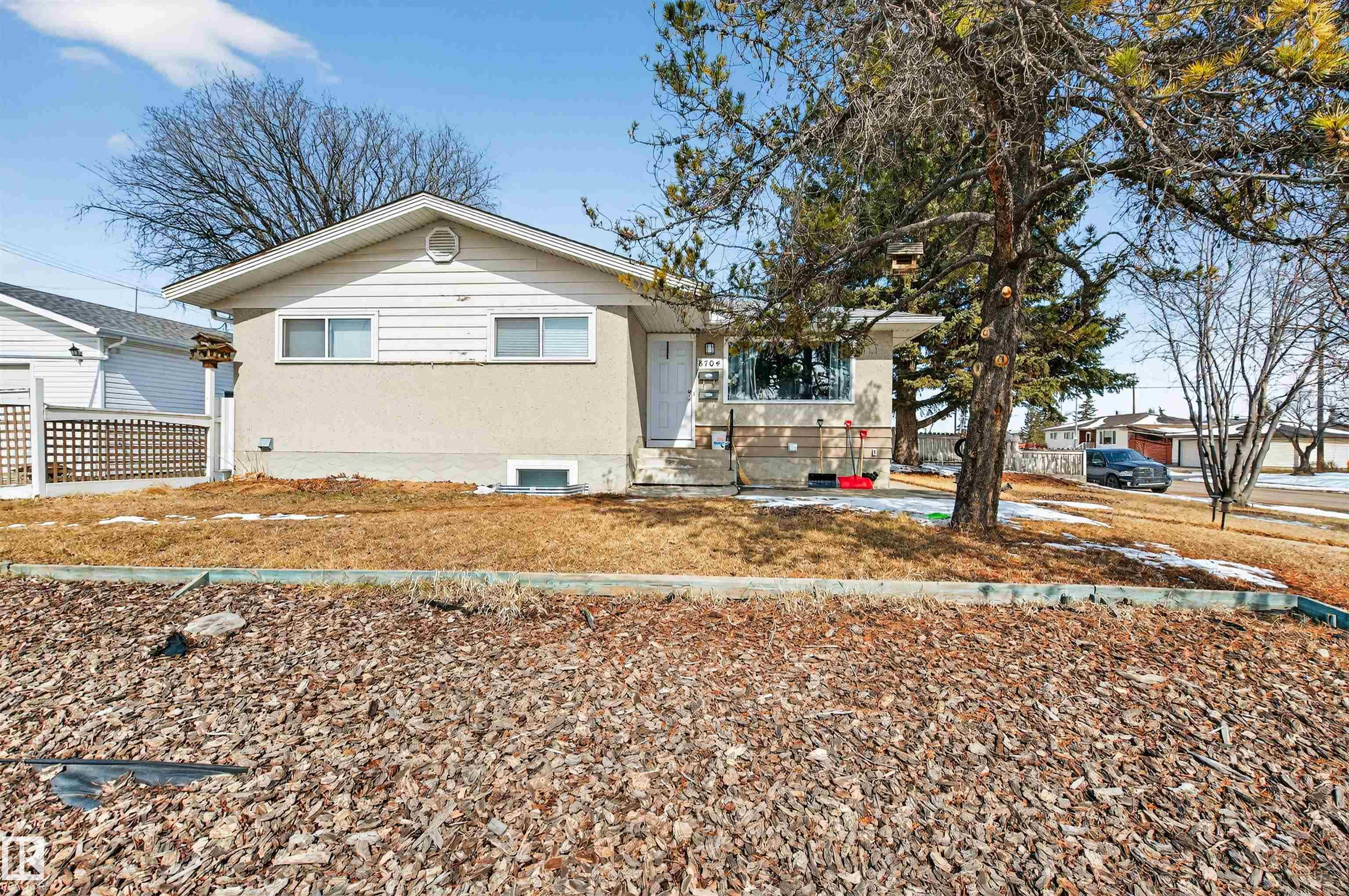 8704 136 Avenue, Edmonton, MLS® # E4480302
