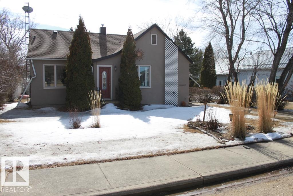 4811 49 Avenue, Holden, MLS® # E4482055