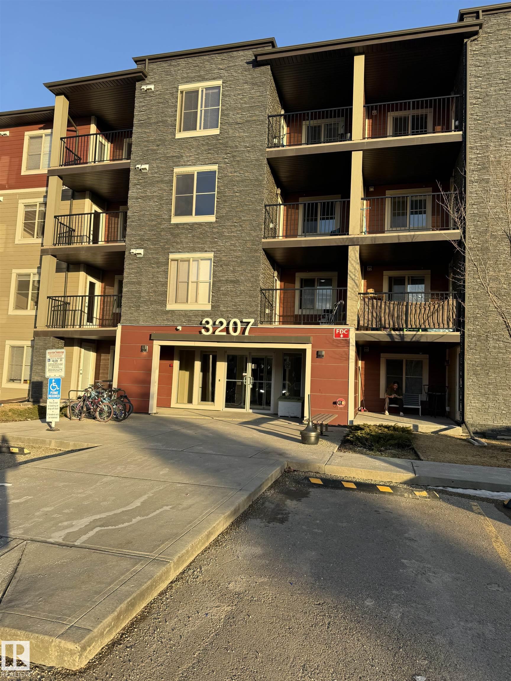 Real Estate Listing MLS E4482518