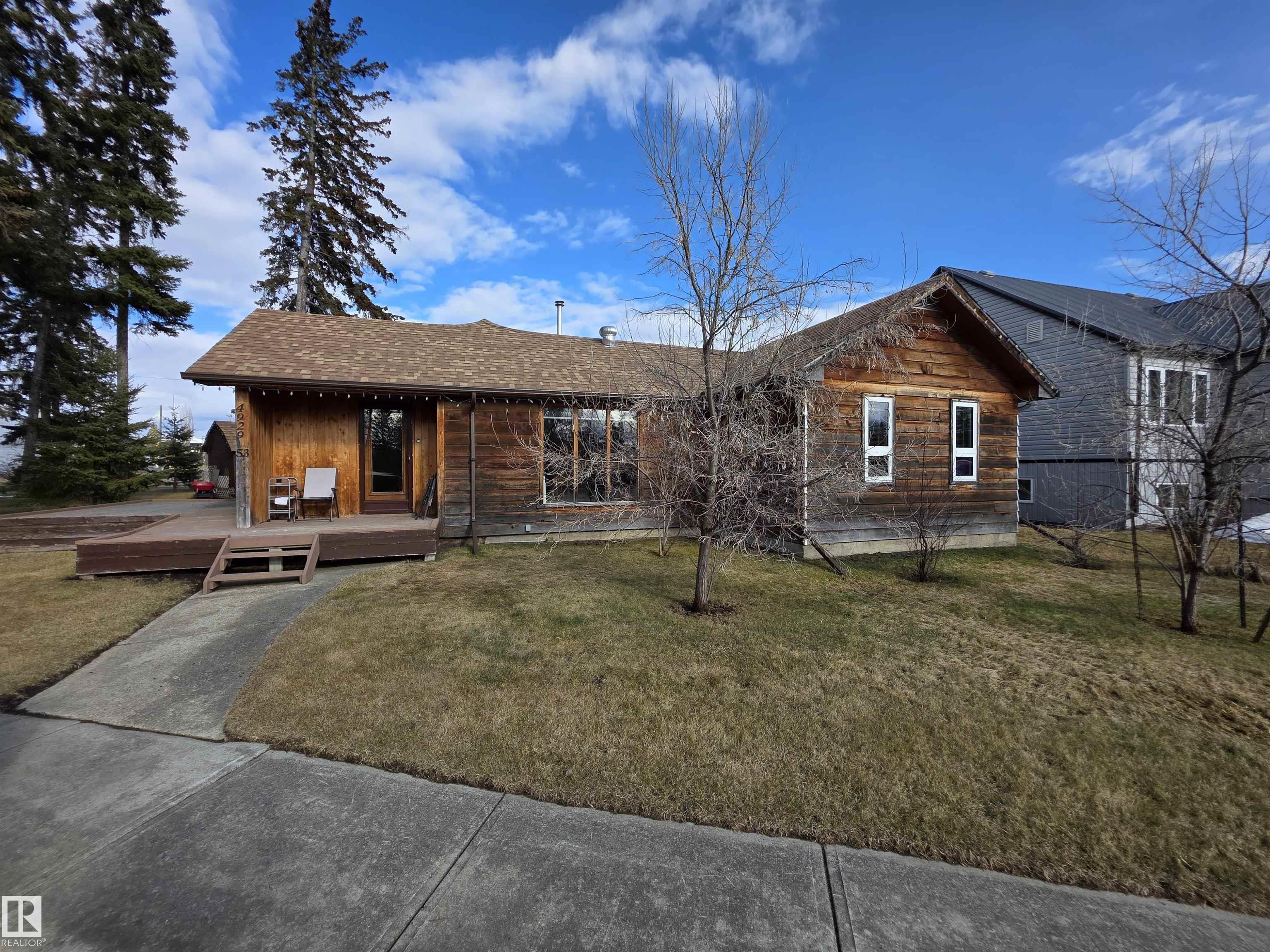 4929 53 Street, Entwistle, MLS® # E4483081