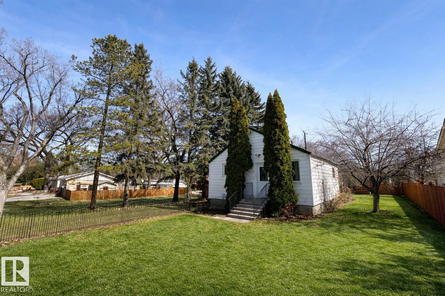 11017 38 Street, Edmonton, MLS® # E4483584