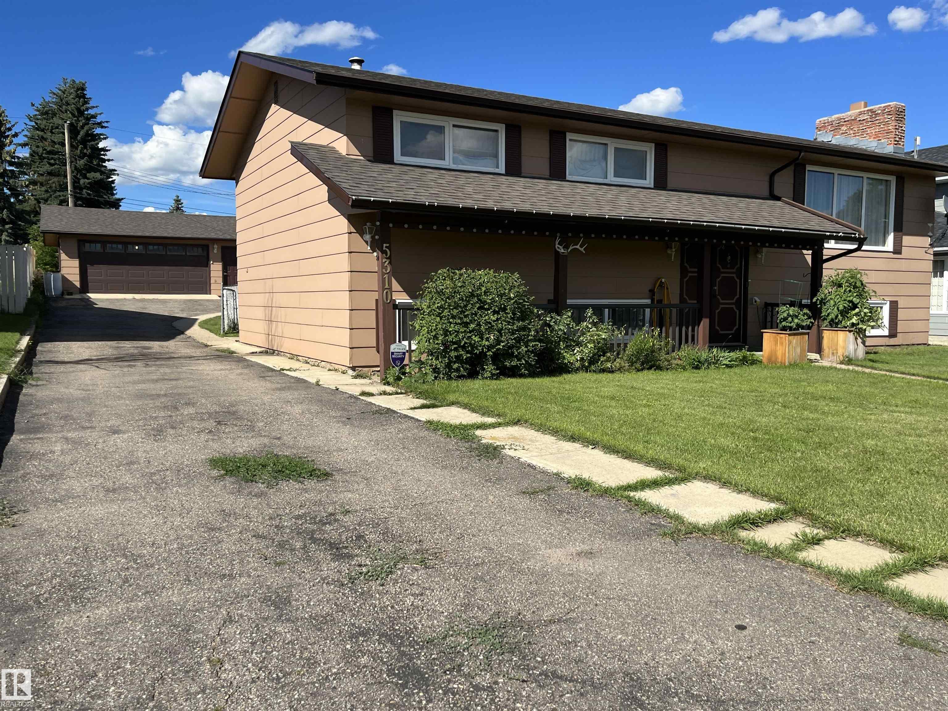 5310 52 Avenue, Elk Point, MLS® # E4484487