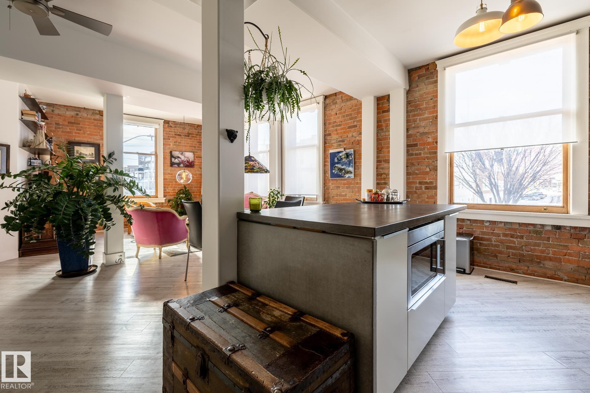 203 10141 95 Street, Edmonton, MLS® # E4484880