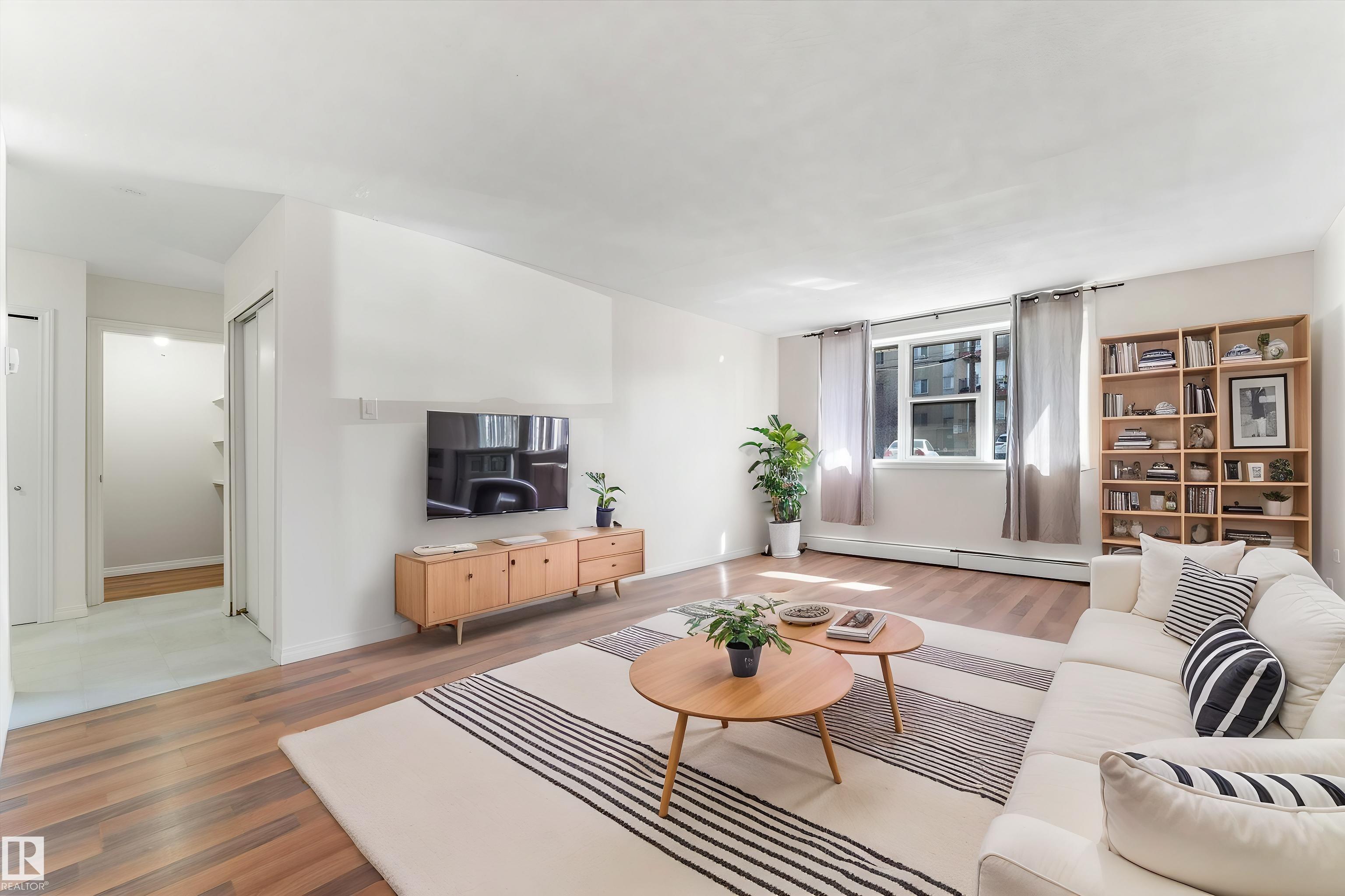 Real Estate Listing MLS E4485765