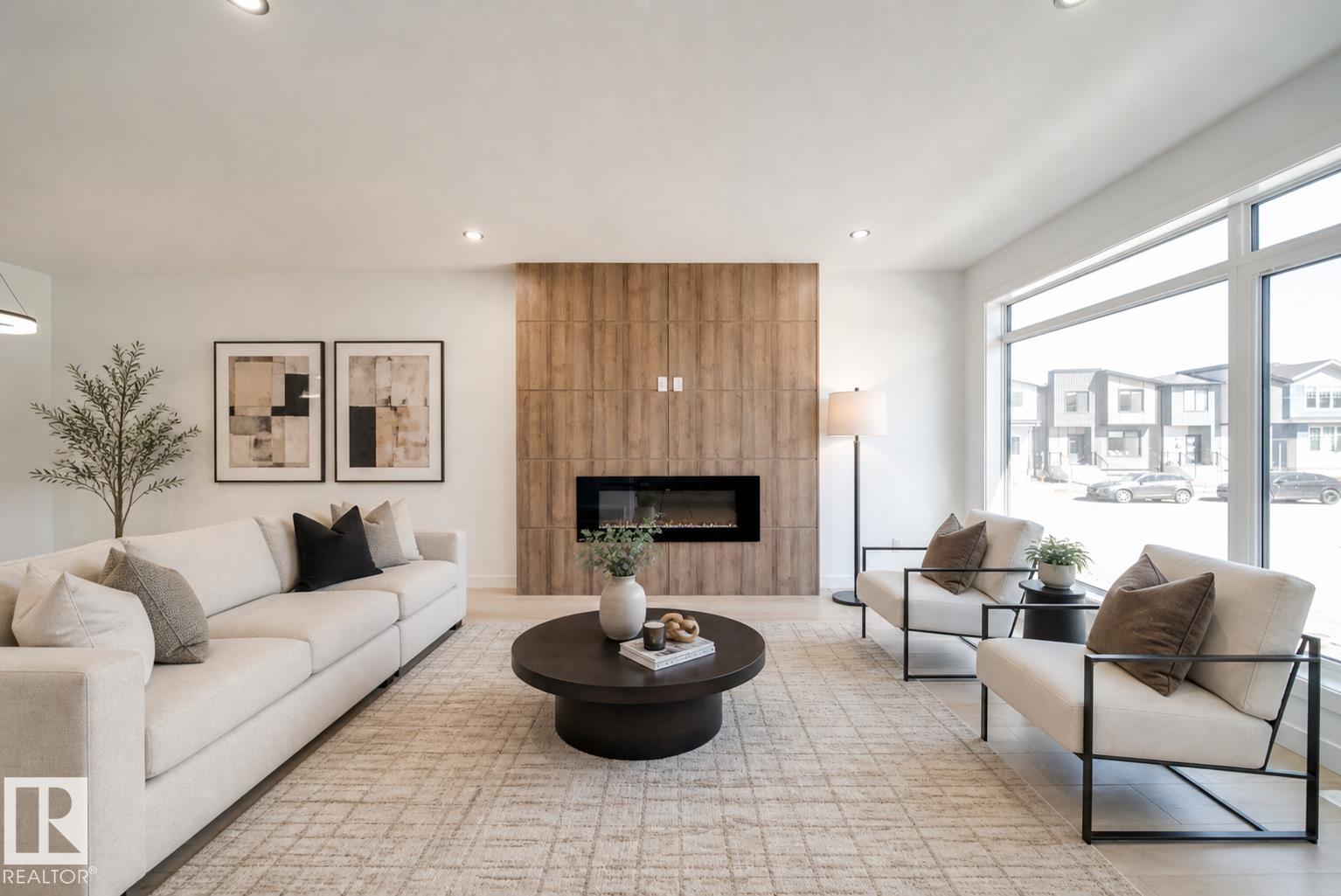 Real Estate Listing MLS E4485848