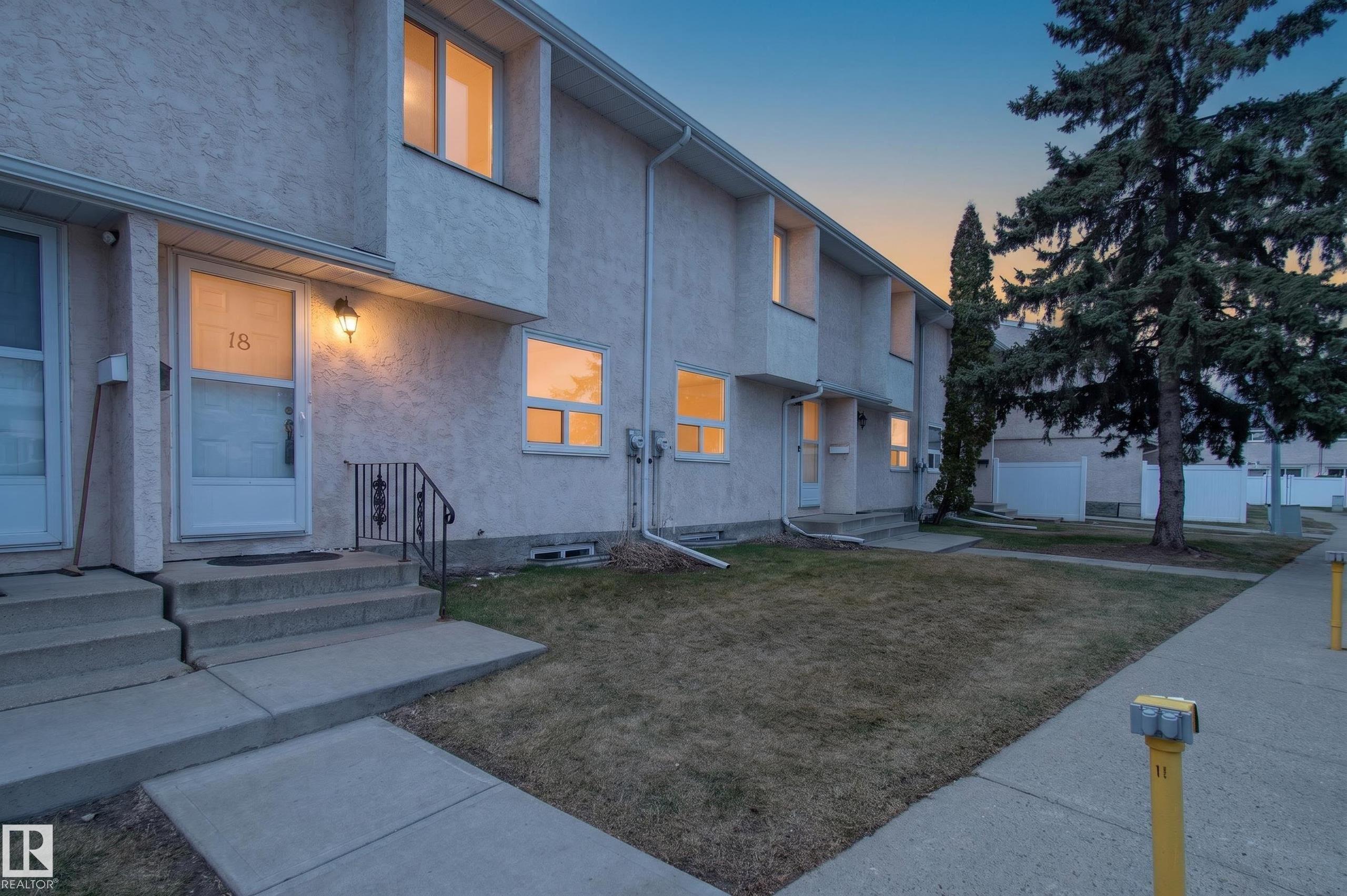 18 Lakewood Village, Edmonton, MLS® # E4485881