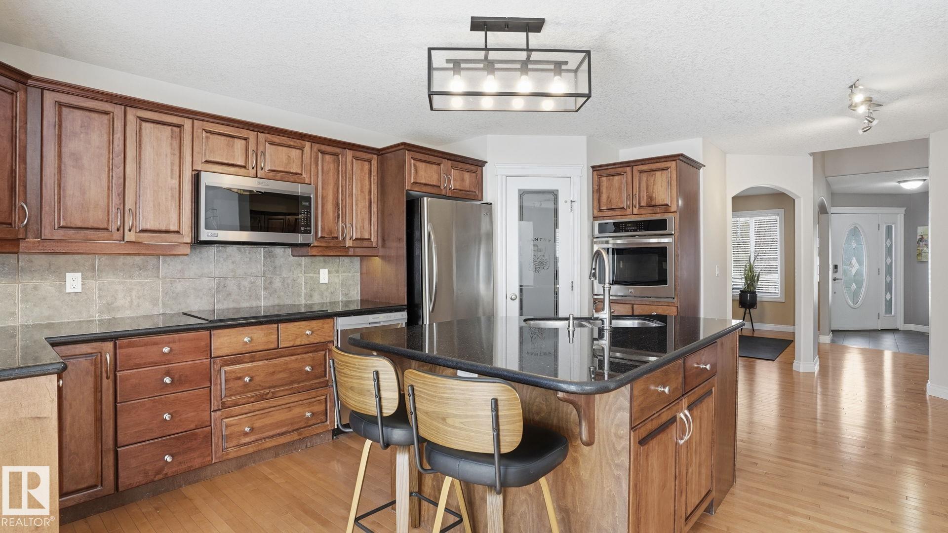 85 Lakewood Boulevard, Beaumont, MLS® # E4485941