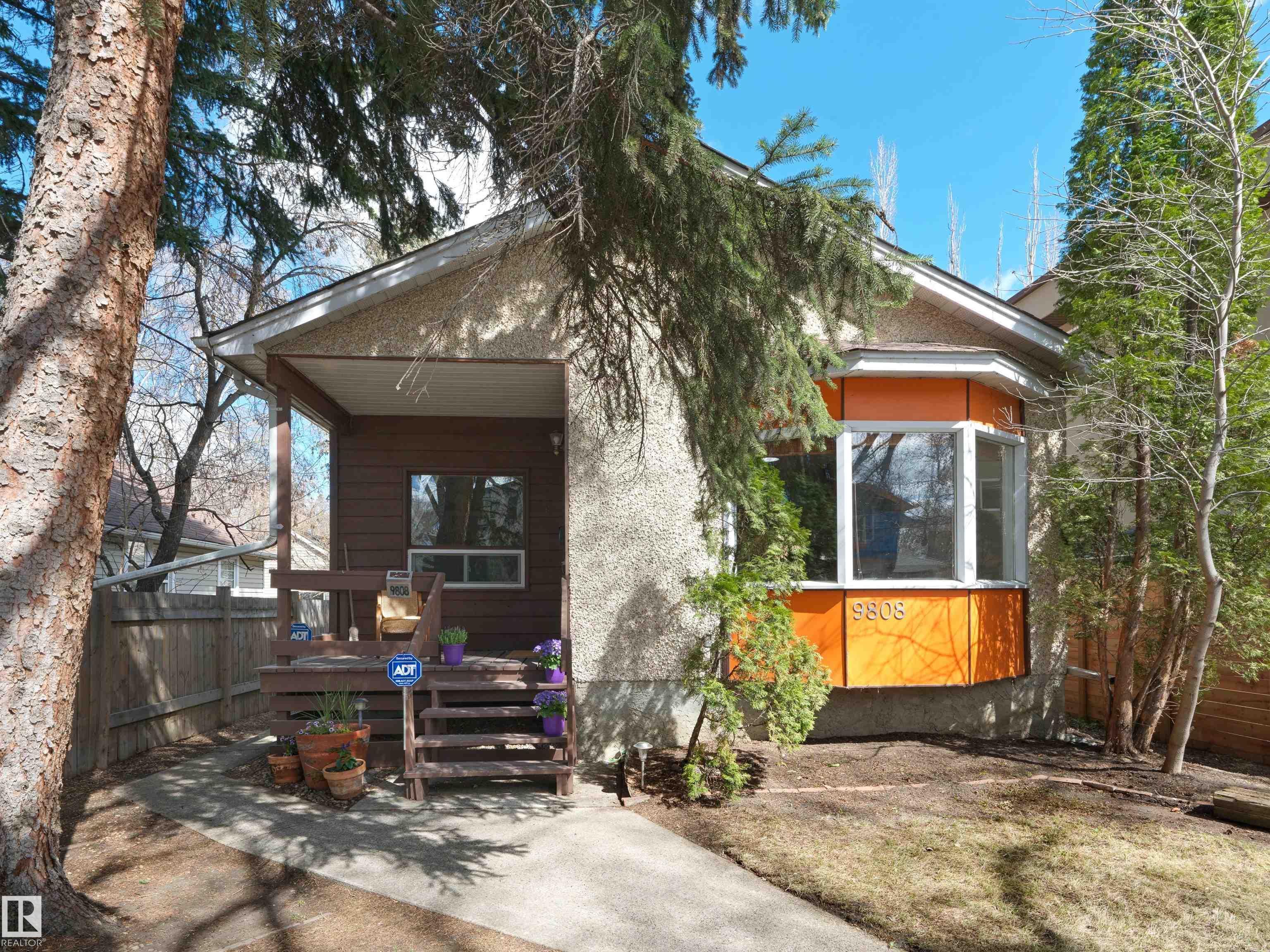9808 90 Avenue, Edmonton, MLS® # E4486045