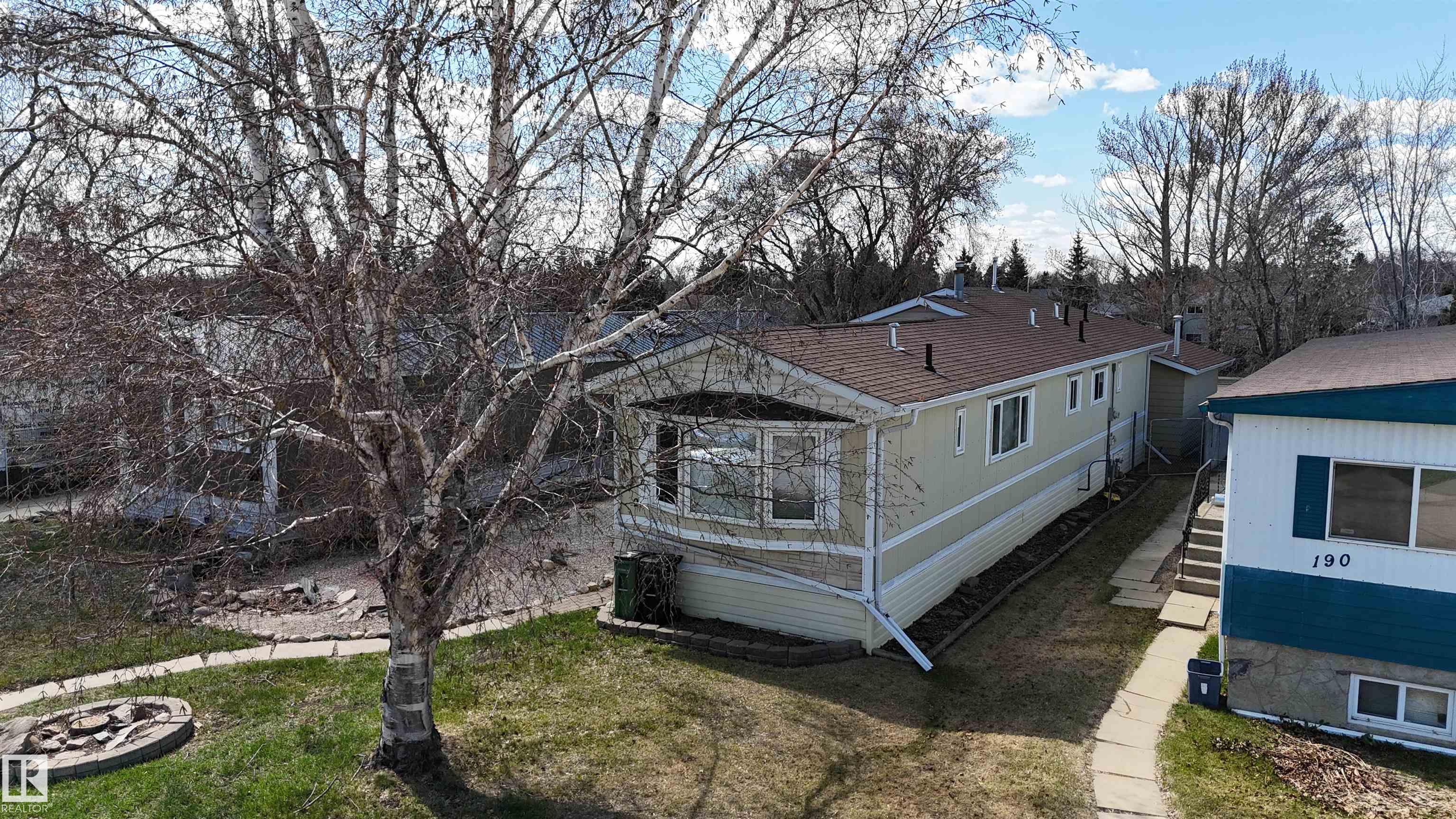 Real Estate Listing MLS E4486068