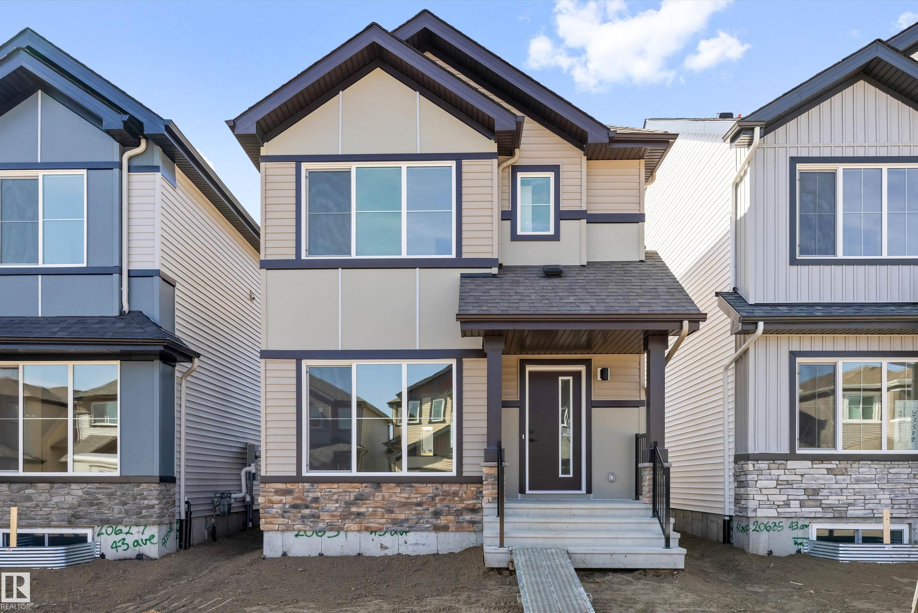Real Estate Listing MLS E4486642