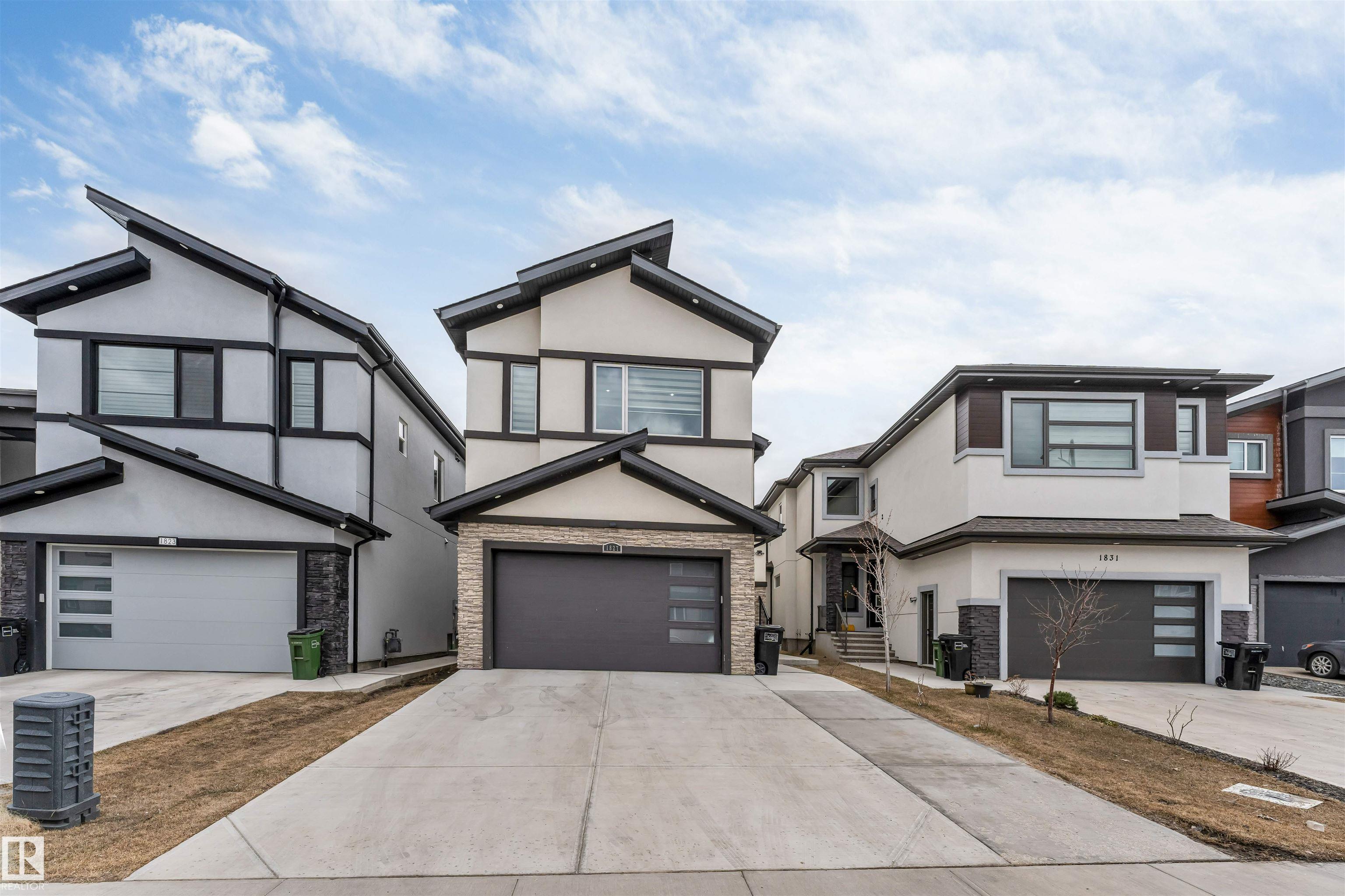 Real Estate Listing MLS E4486878