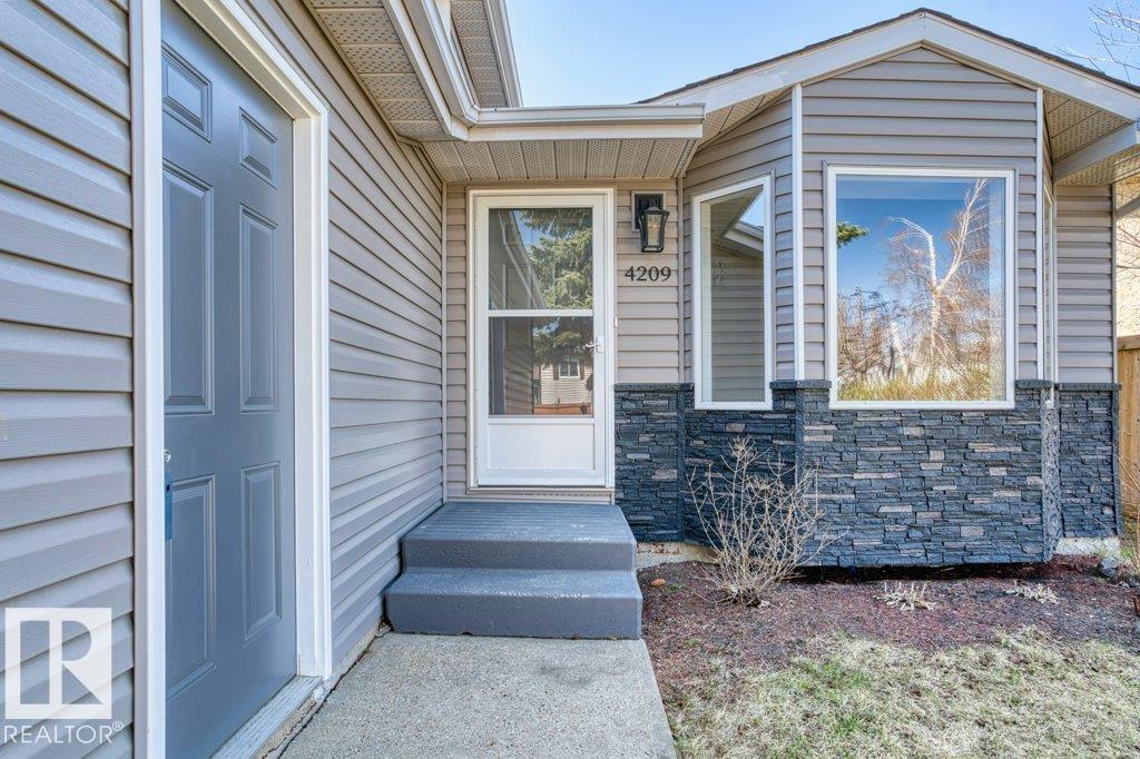 4209 25 Avenue, Edmonton, MLS® # E4487094
