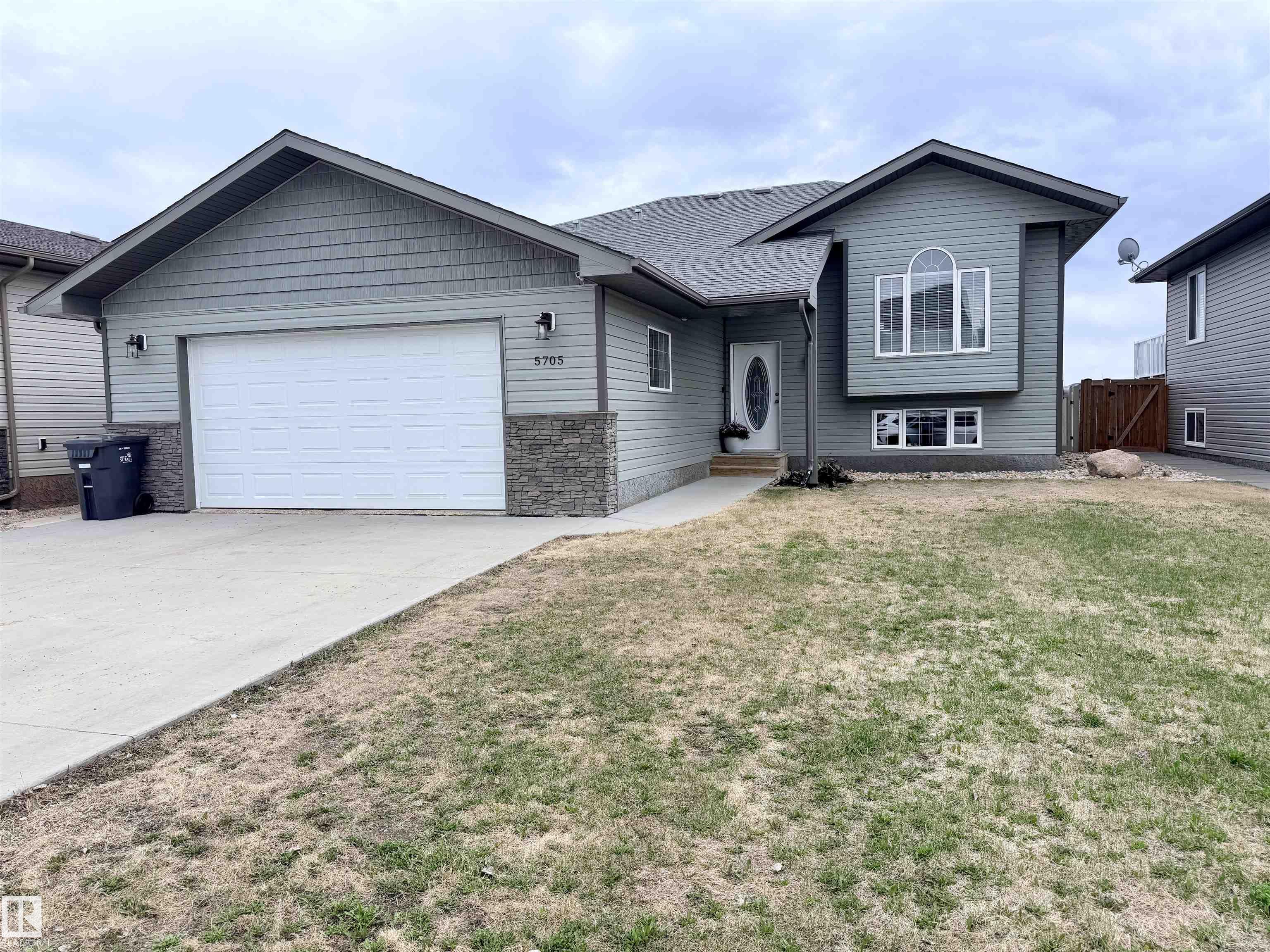 5705 52 Avenue, St. Paul Town, MLS® # E4487821